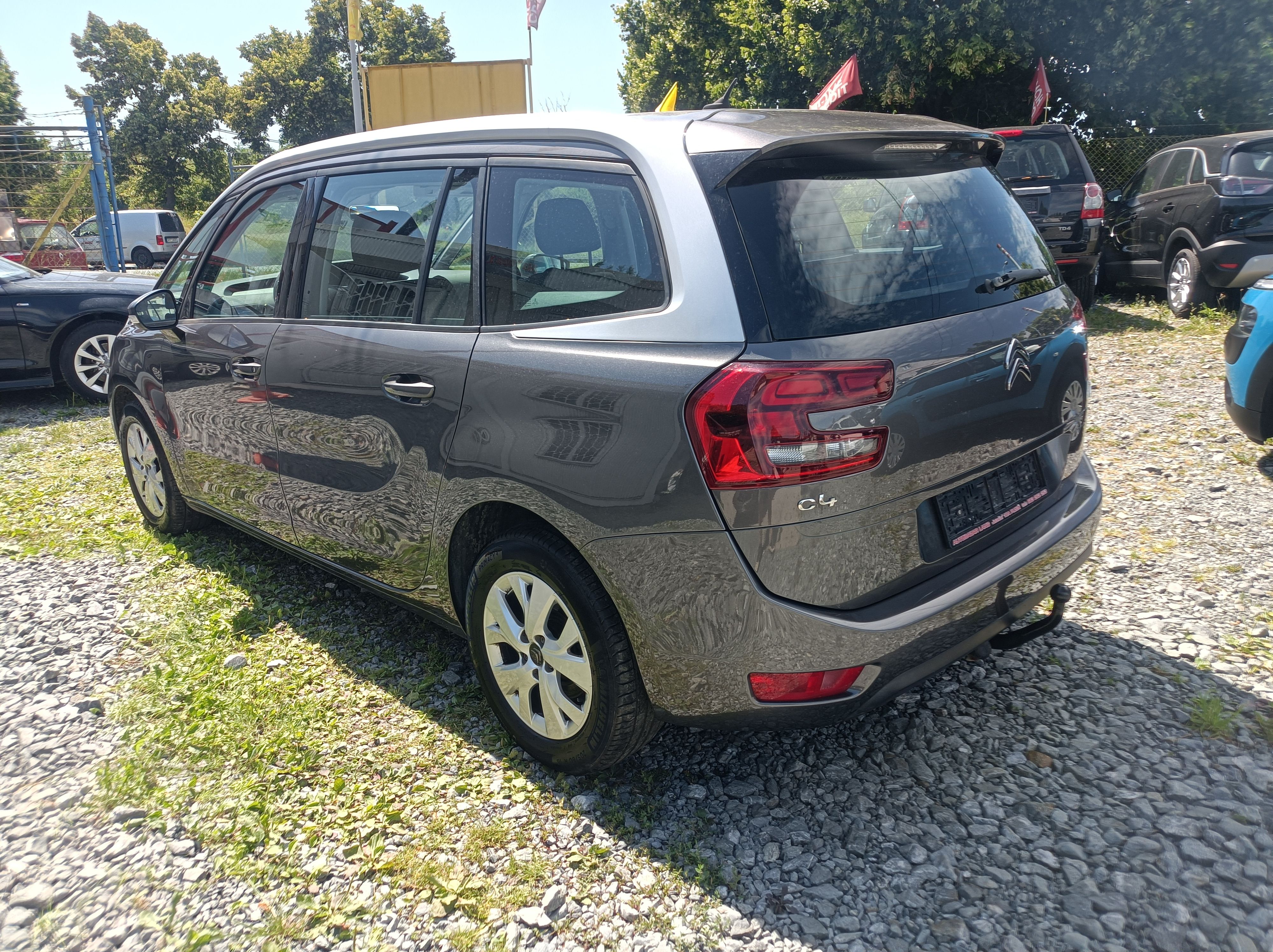 Citroën Grand C4 Picasso, 1.2-96kw,r.18. míst 7,klima - fotka 6