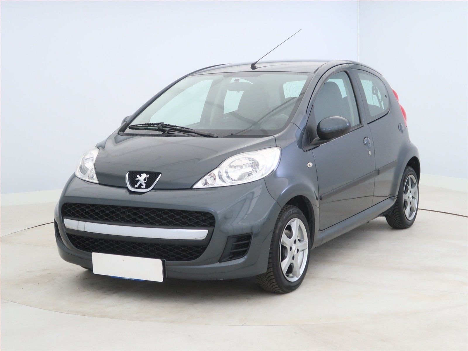 Peugeot 107, 1.0, Klima, El. okna - fotka 2