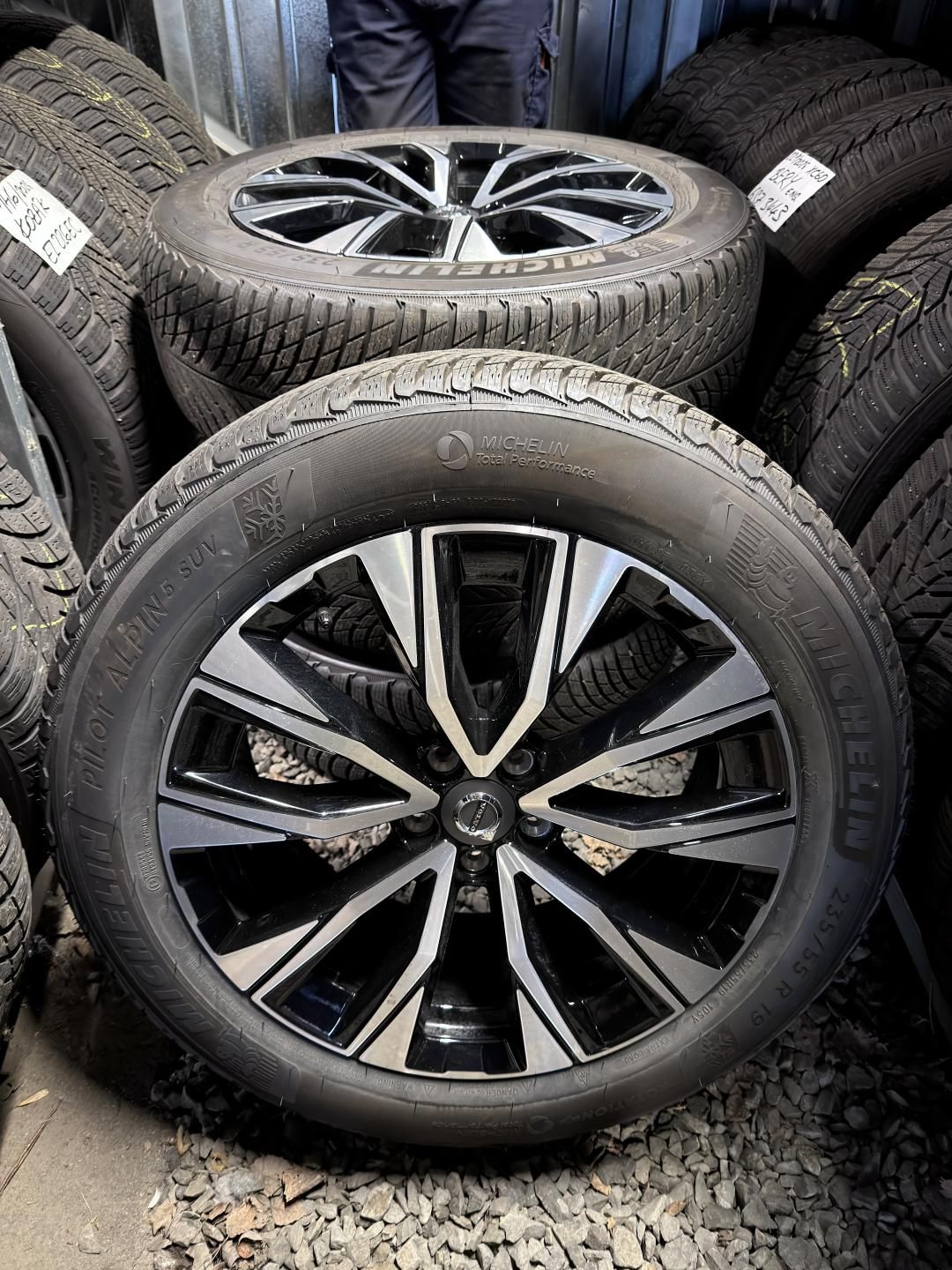 Volvo XC60, T8 AWD ULTRA DARK *+ kola - fotka 2