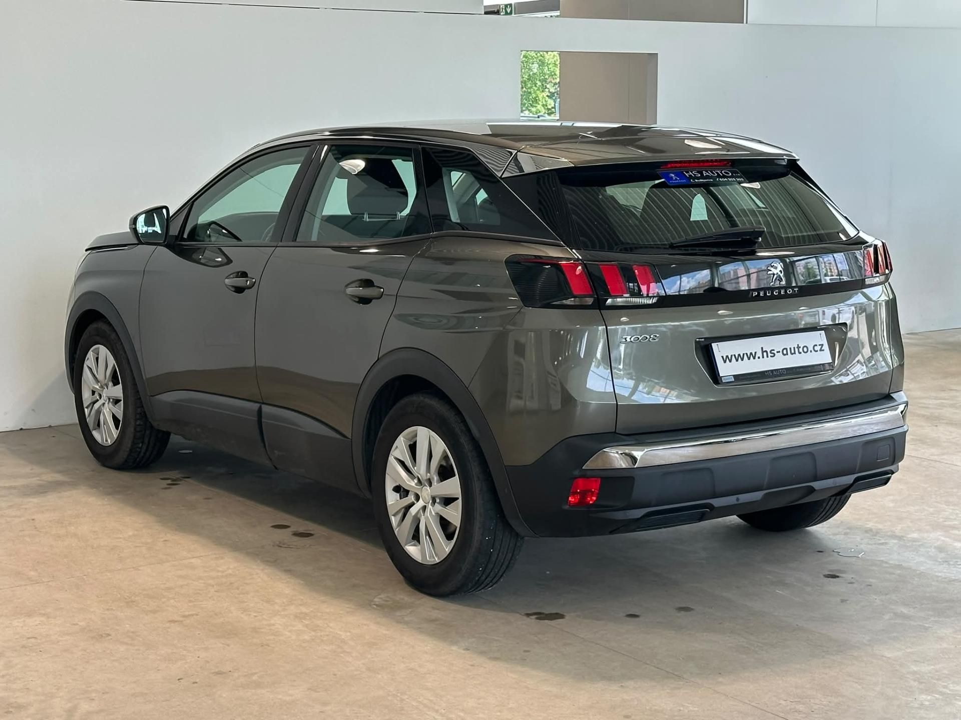 Peugeot 3008, 1,6i 133kW ČR 1.majitel - fotka 4