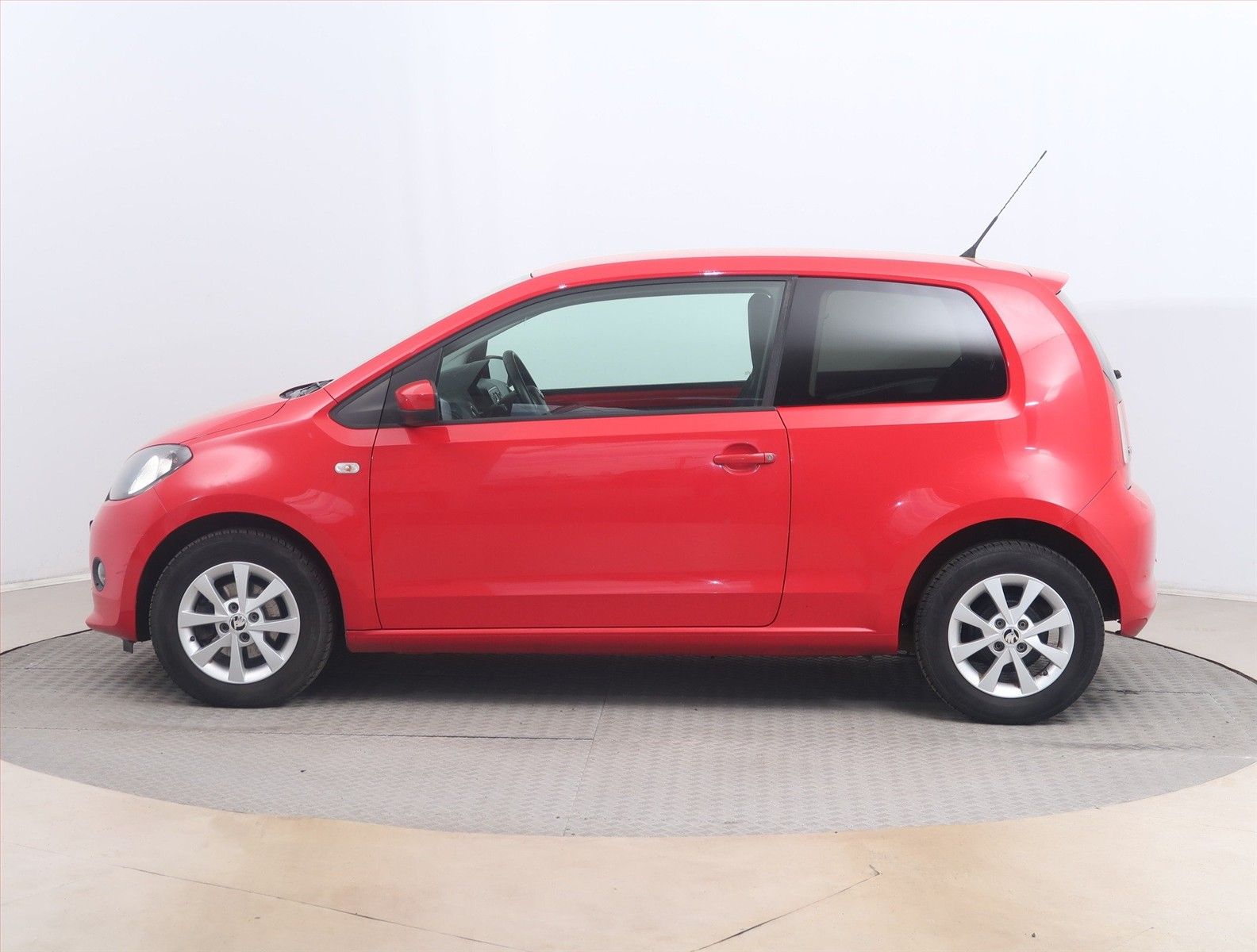 Škoda Citigo, 1.0 MPI, Klima, El. okna - fotka 3