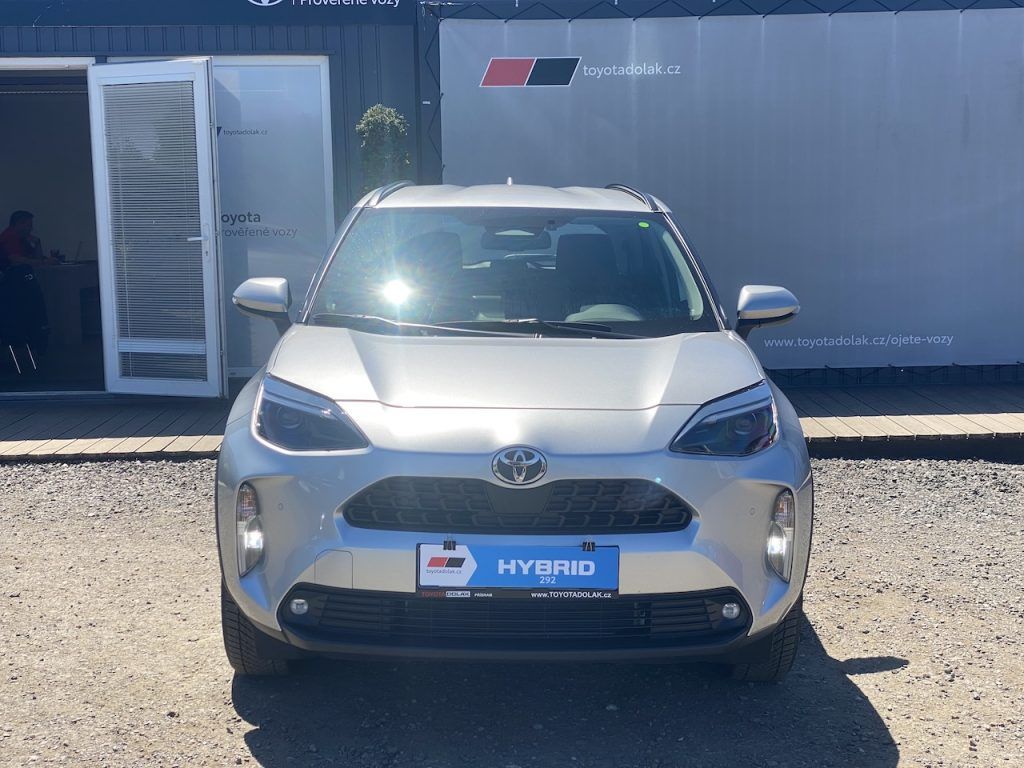 Toyota Yaris Cross, 1.5HSD, ČR-1m, Comfort, DPH - fotka 3