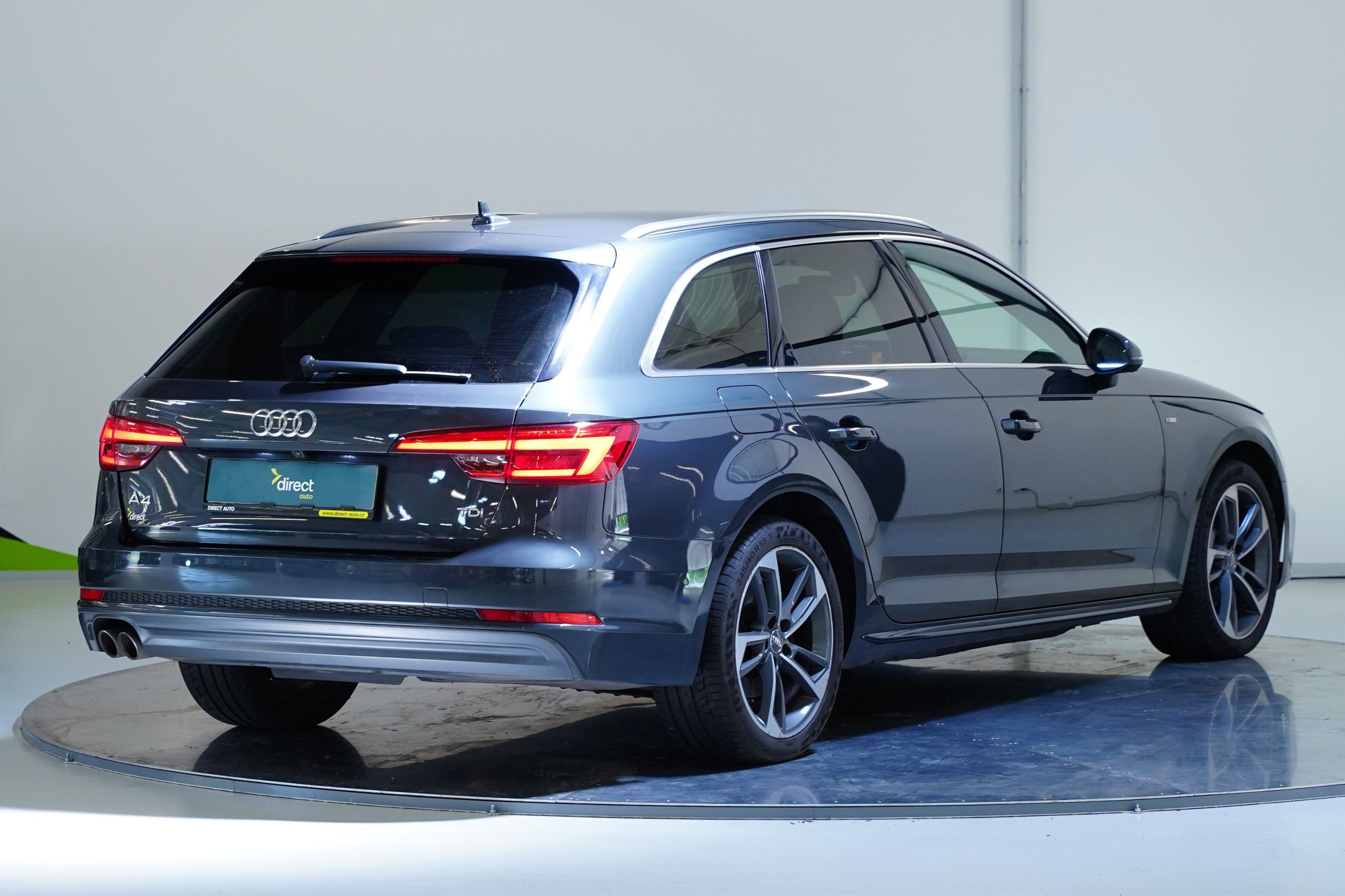 Audi A4, Audi A4 Avant 3.0 TDI - fotka 2