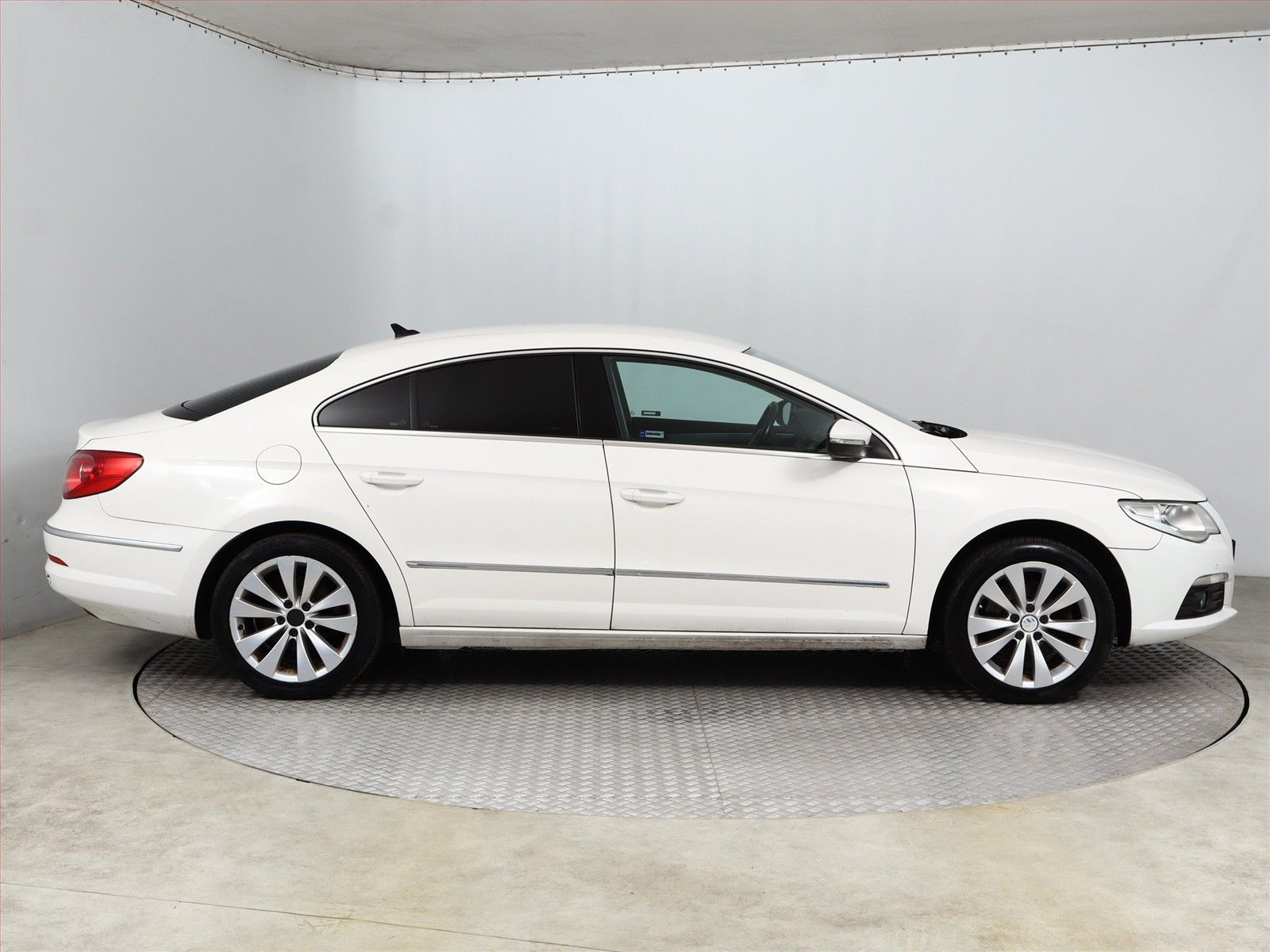 Volkswagen Passat CC, 2.0 TDI, Automatická klima - fotka 6