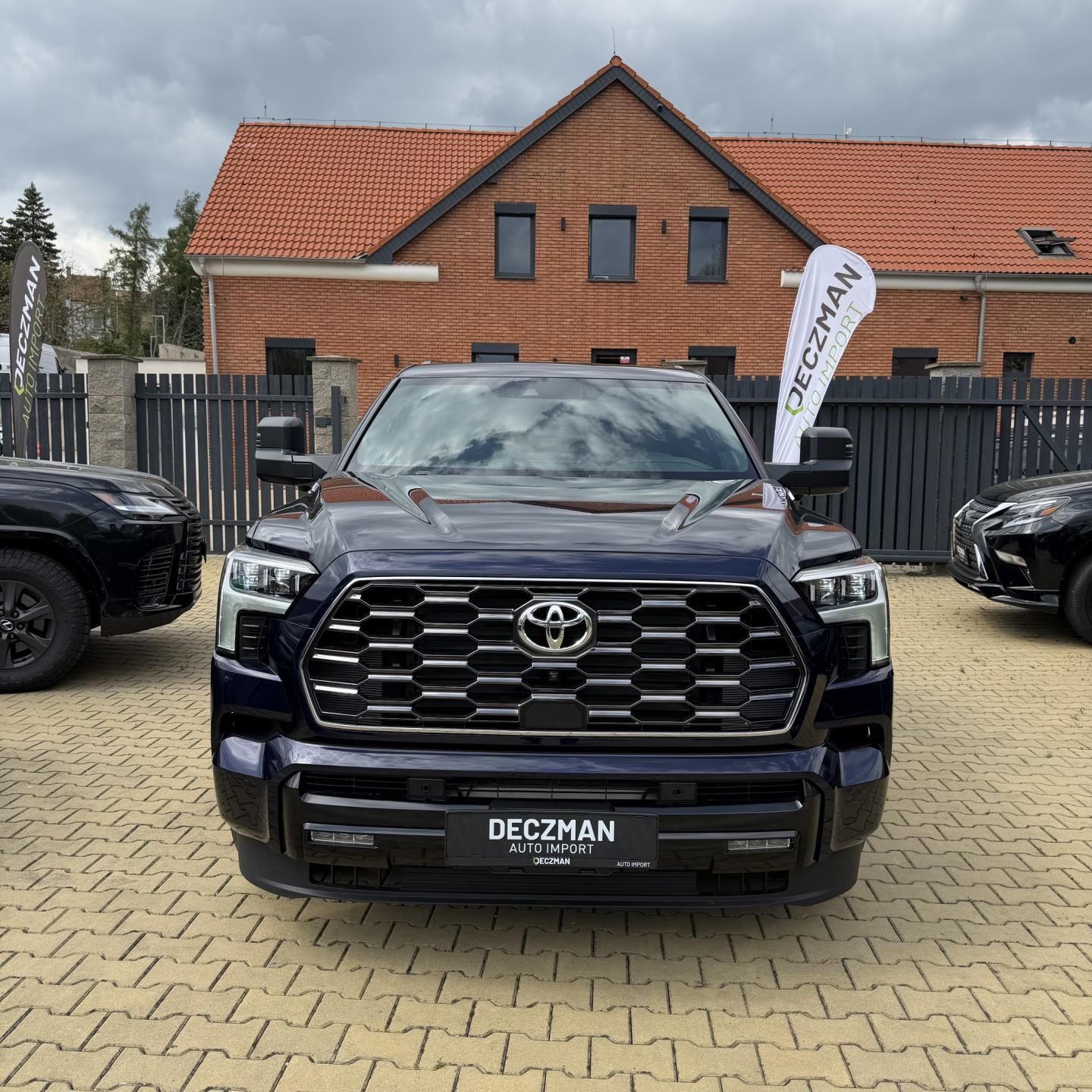 Toyota Sequoia - fotka 3