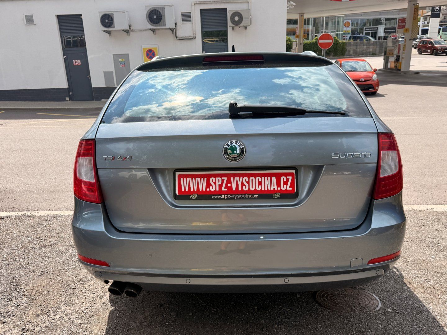 Škoda Superb, 1.8TSi 4x4 Exclusive Edition - fotka 5
