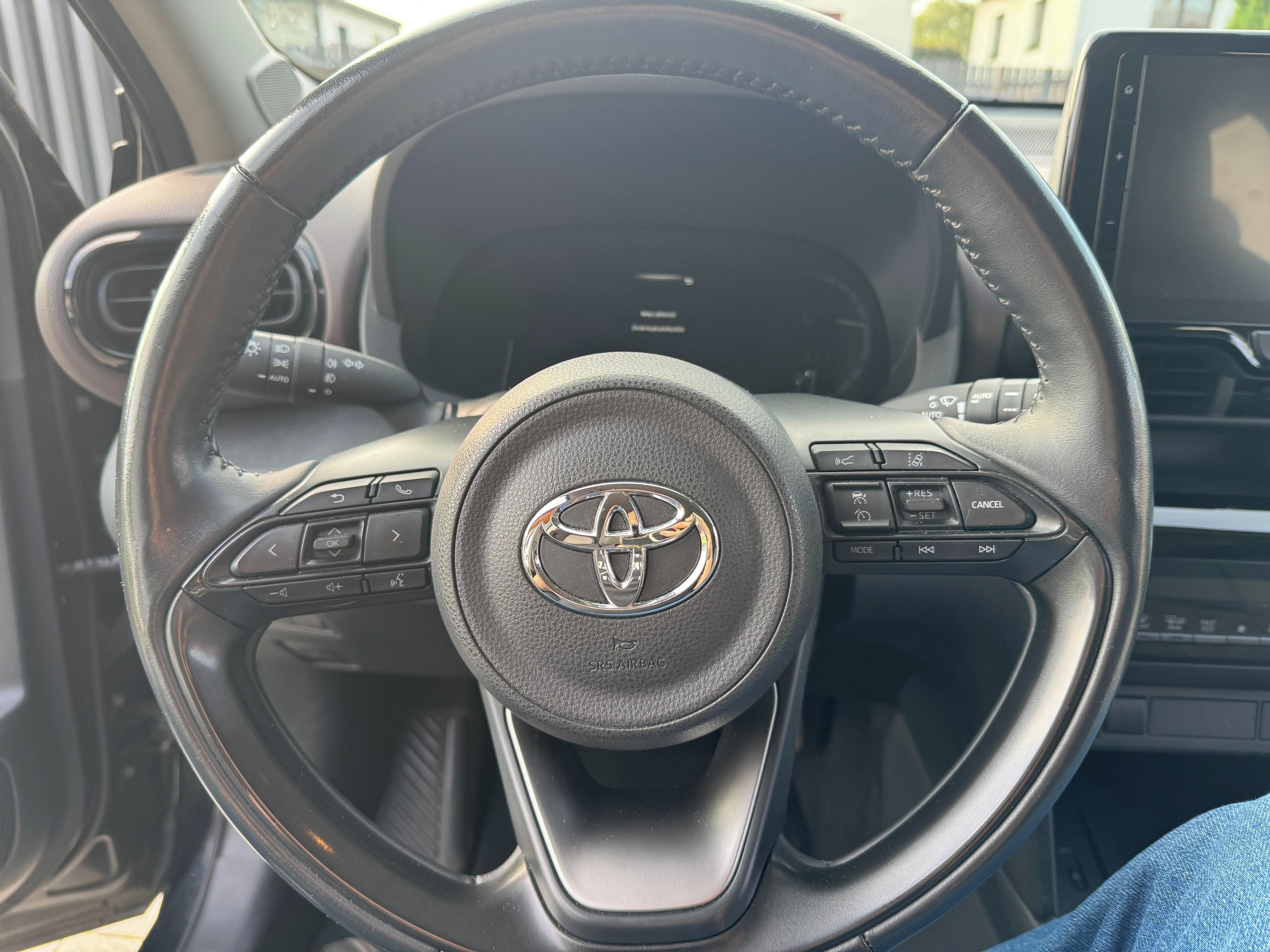 Toyota Yaris Cross, 1.5 Hybrid,116k,CZ,Executive - fotka 6