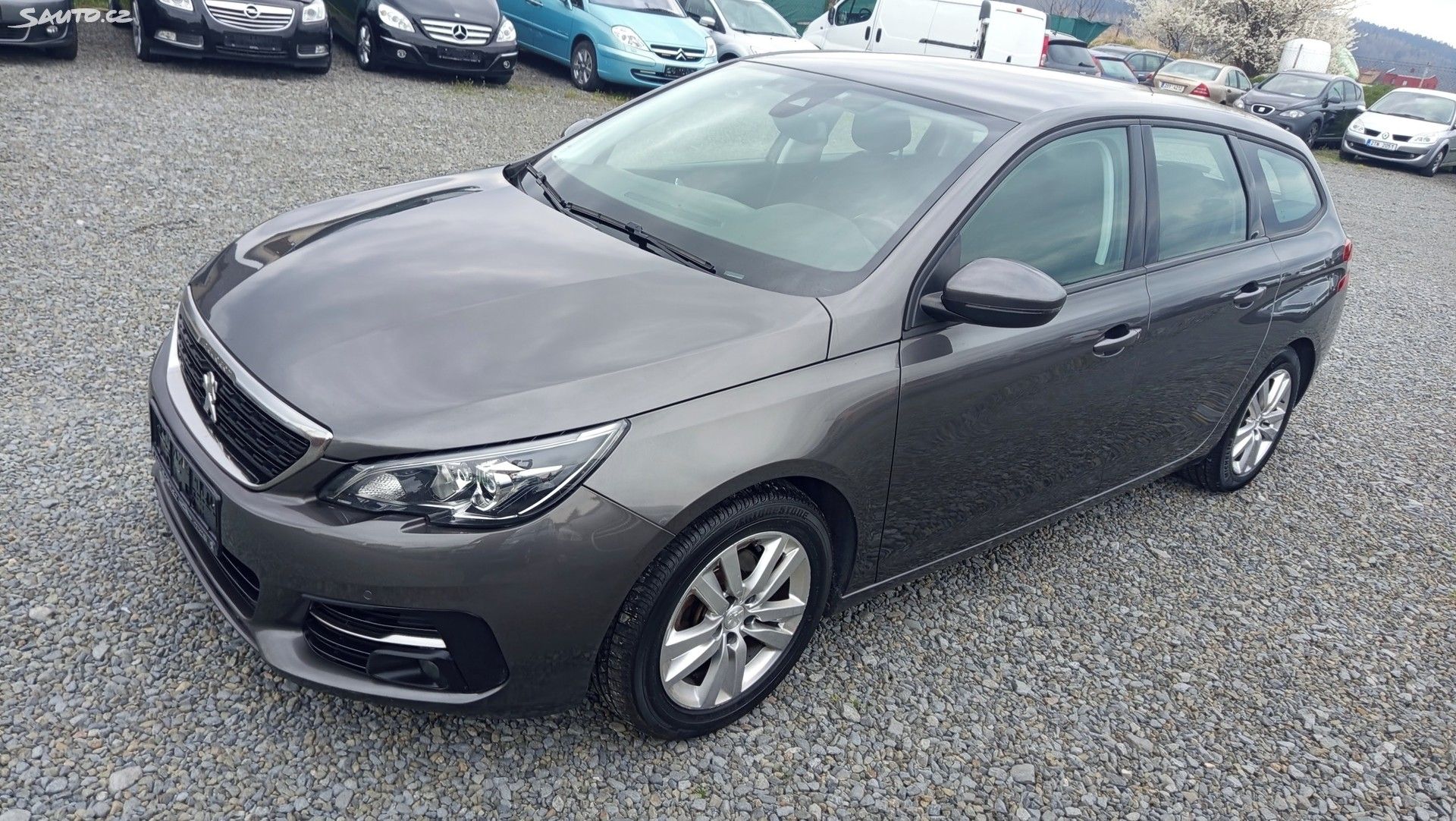 Peugeot 308, 1.5 HDI Klima, Navi, Tempomat - fotka 2