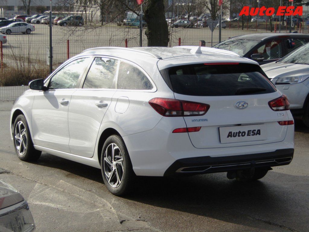 Hyundai i30, 1.6 CRDi,ČR,AT - fotka 6