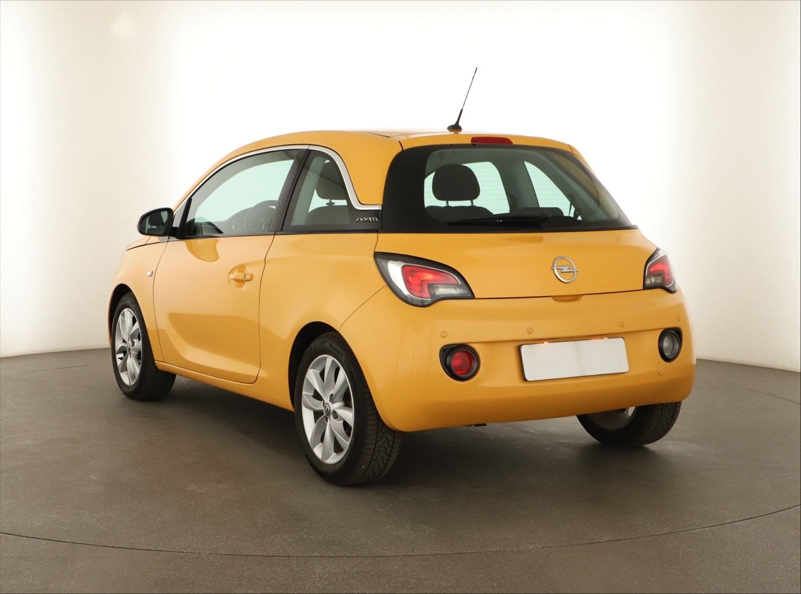 Opel Adam, 1.4, Klima, Tempomat, El. okna - fotka 4
