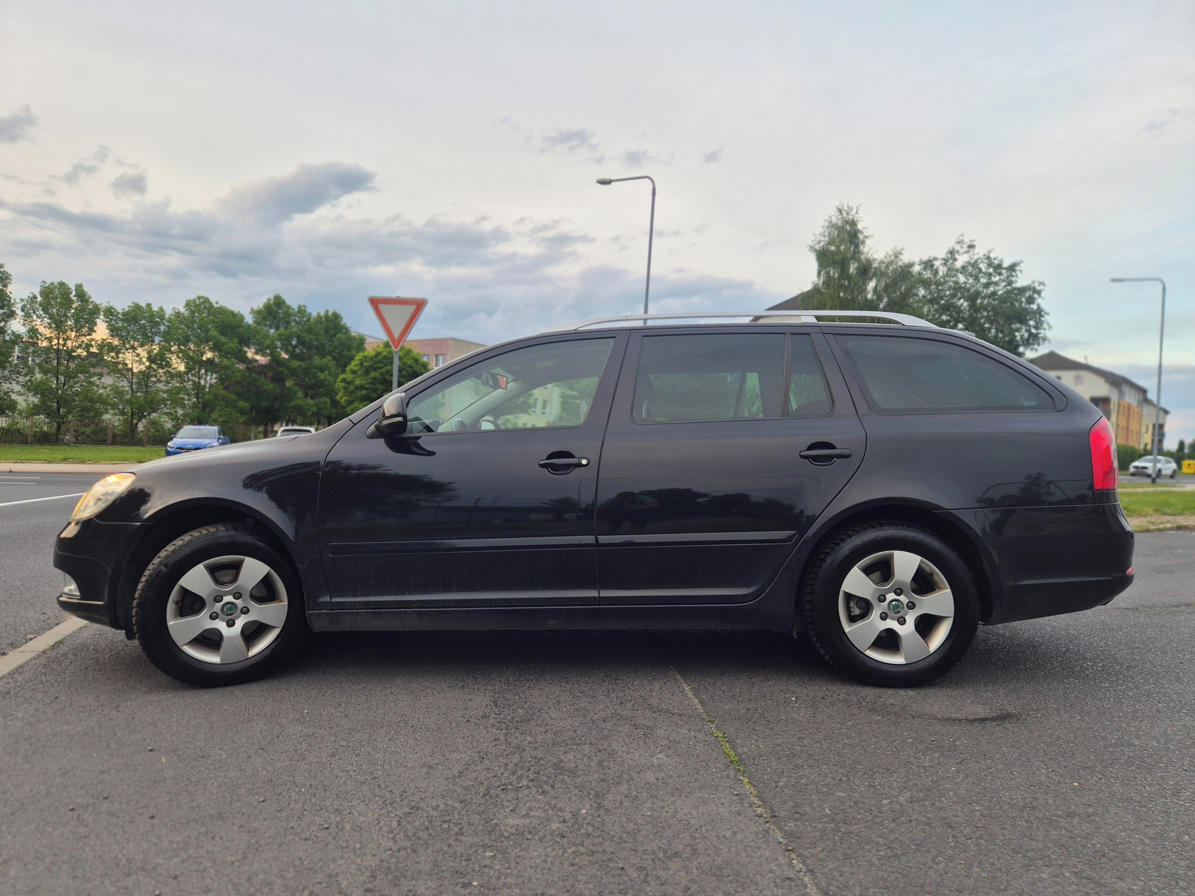 Škoda Octavia, 1 maj.plný servis ZÁRUKA 1 ROK - fotka 6