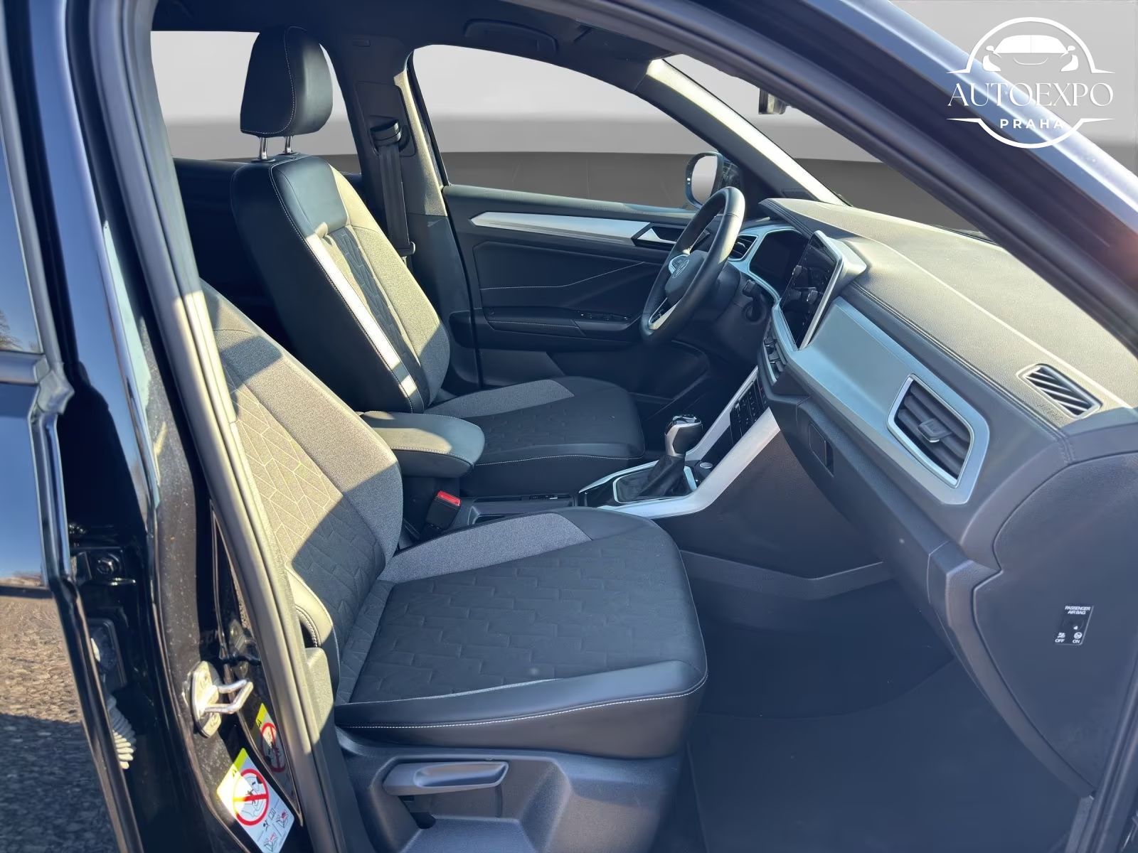 Volkswagen T-Roc, 2.0 TDI DSG GOAL IQ.DRIVE - fotka 5