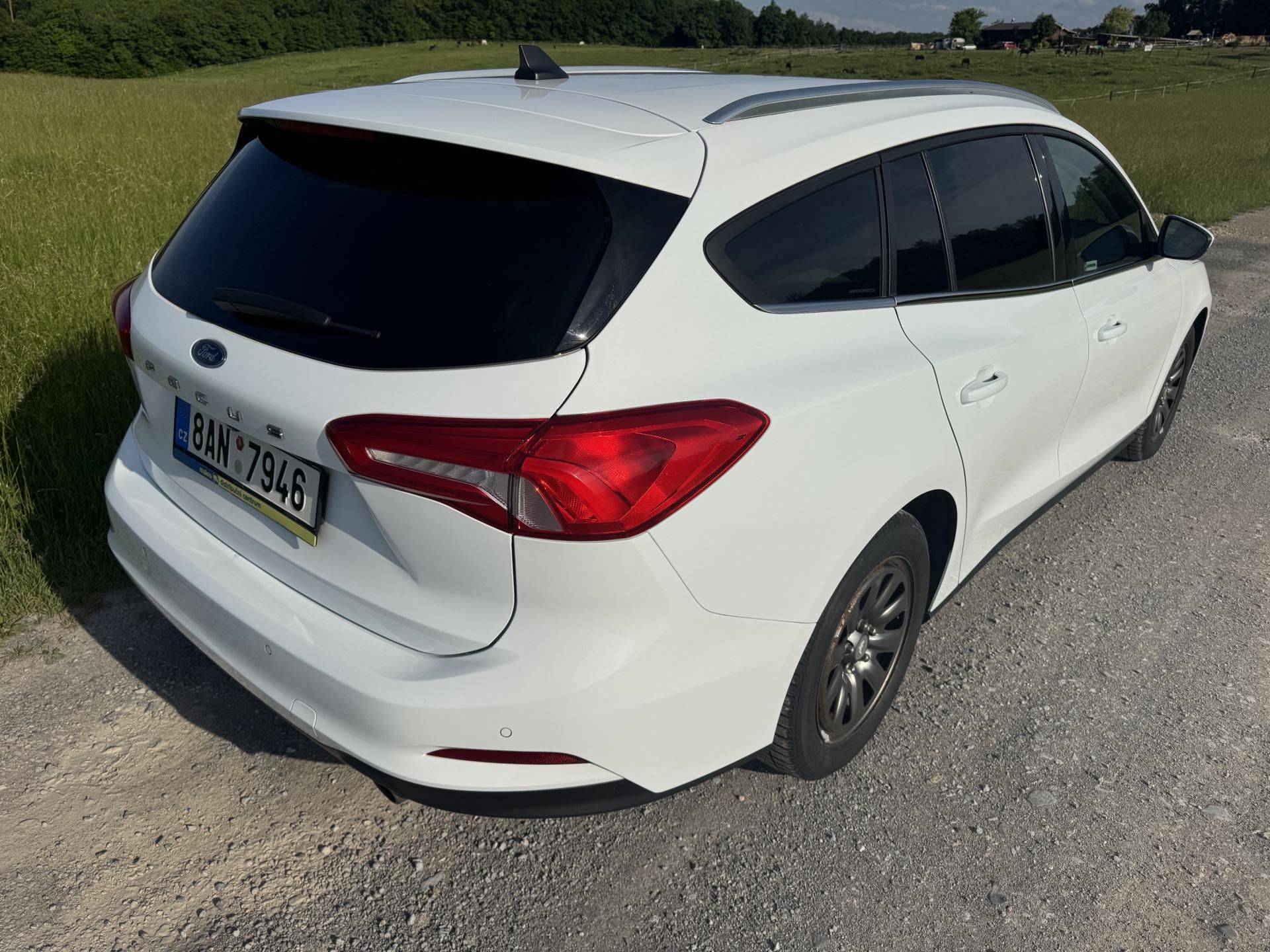 Ford Focus, 1.5 ECOBLUE AT/8 TITANIUM ČR - fotka 3