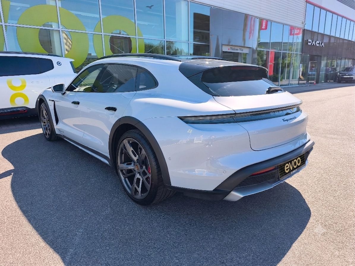 Porsche Taycan, 4S Cross Turismo - fotka 6