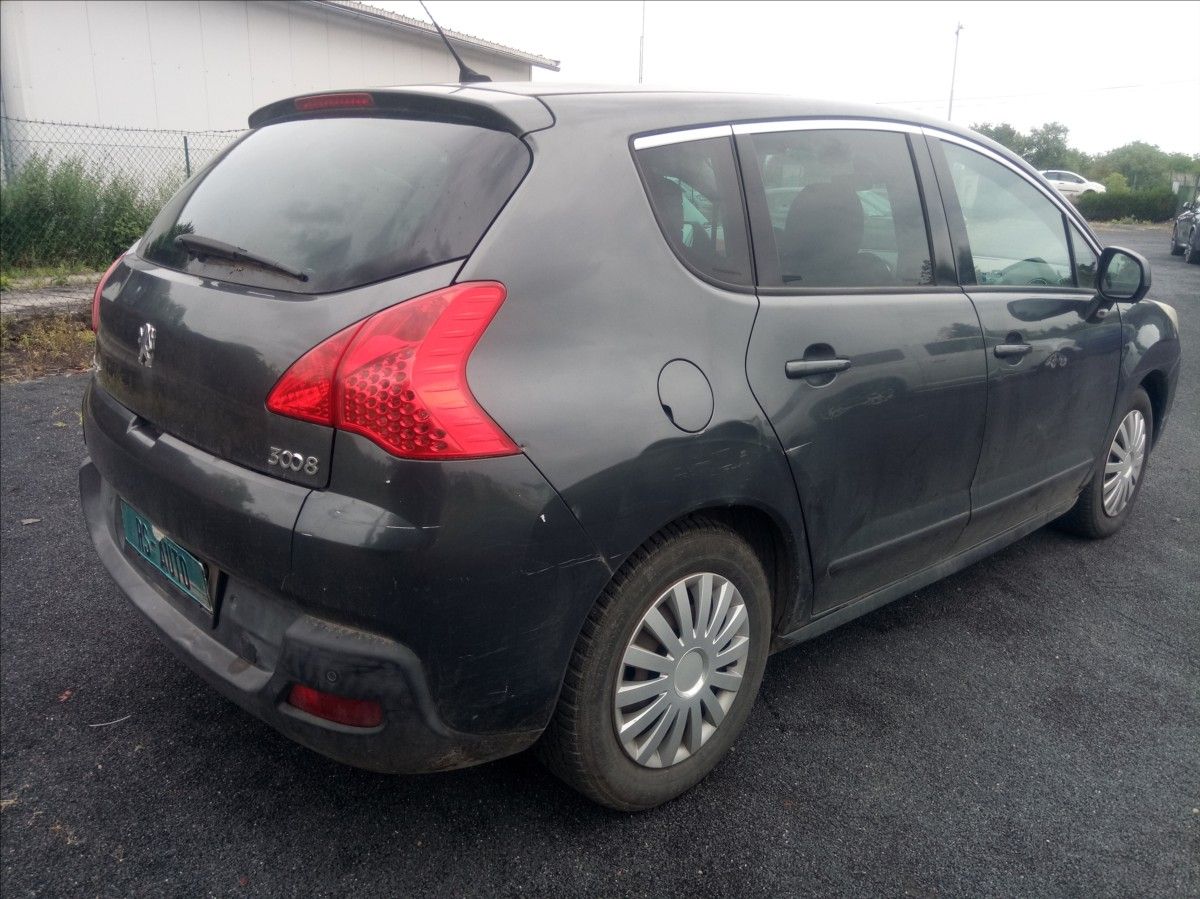 Peugeot 3008, 1,6 Hdi DIGIKLIMA, ČR - fotka 6