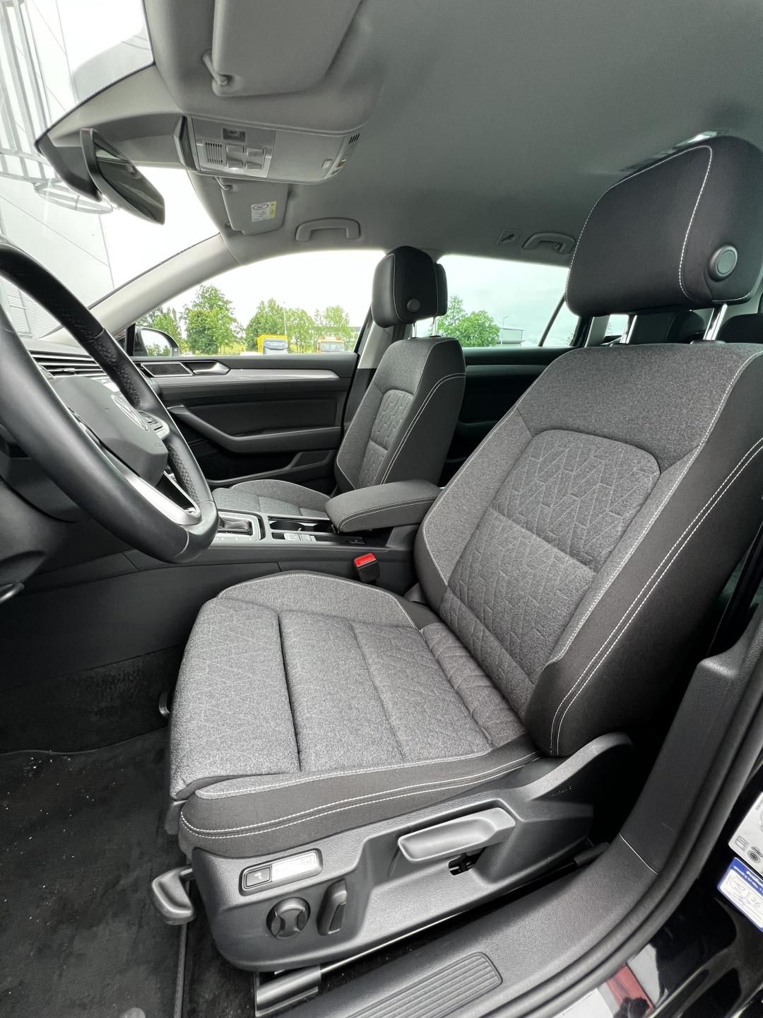 Volkswagen Passat, 2.0TDI DSG 110kW Business DPH - fotka 6