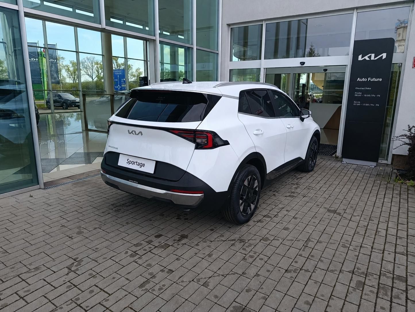 Kia Sportage, NQ5 1,6 T-GDi 4x2 7DCT EX+PLUS - fotka 3
