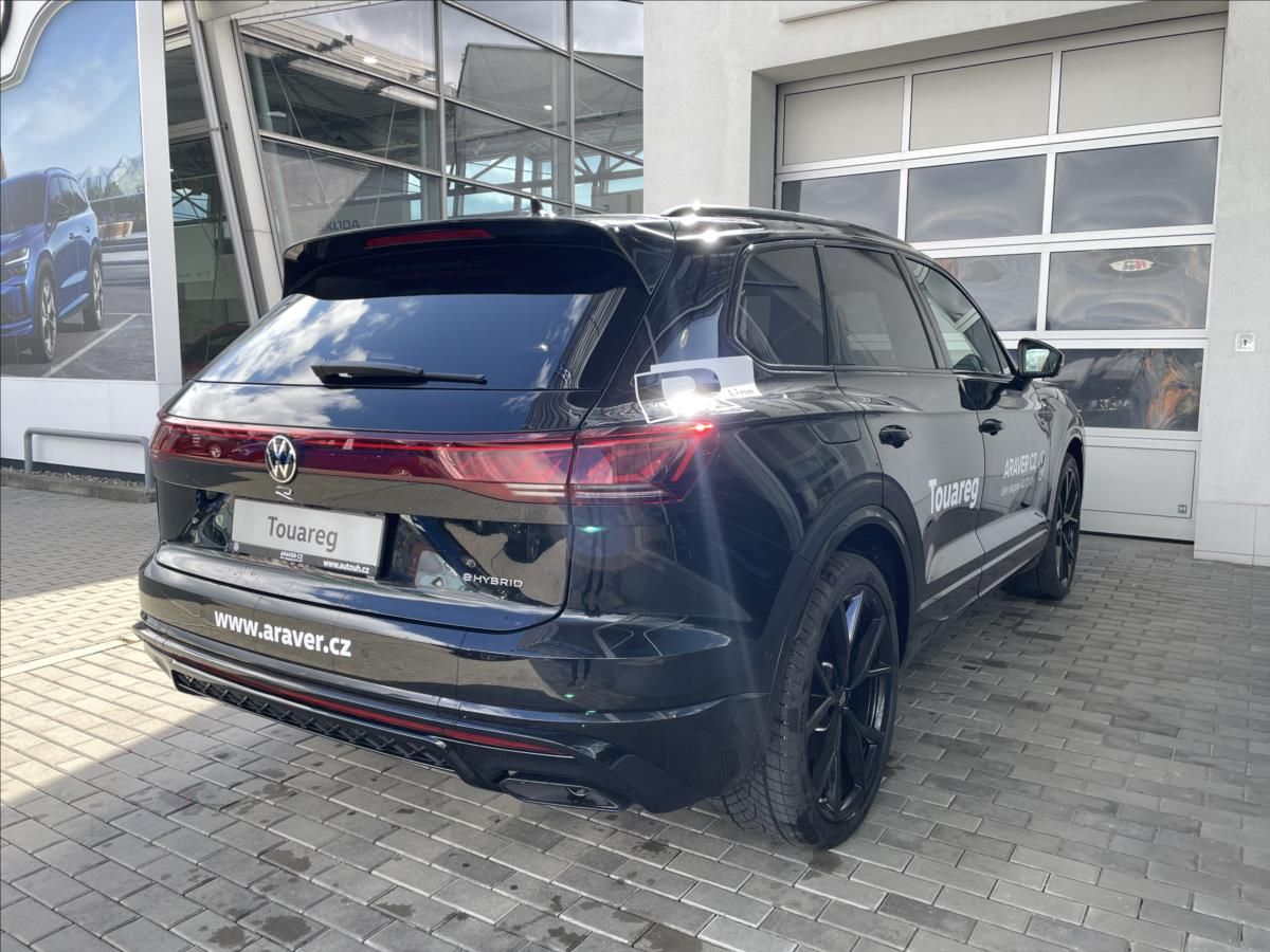 Volkswagen Touareg, 3,0 TSI 340 kW eHybrid  R - fotka 6