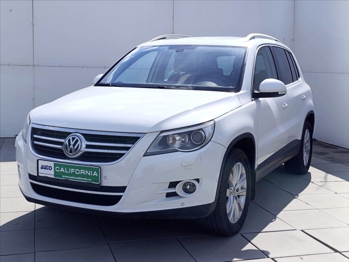 Volkswagen Tiguan, 2,0 TDi DSG 4Motion Navi Tažné - fotka 2