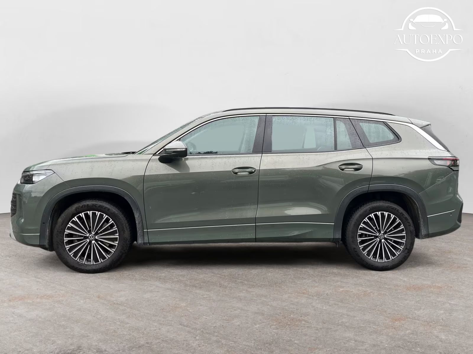 Volkswagen Tayron, 2.0 TDI DSG 4x4 7 míst - fotka 3