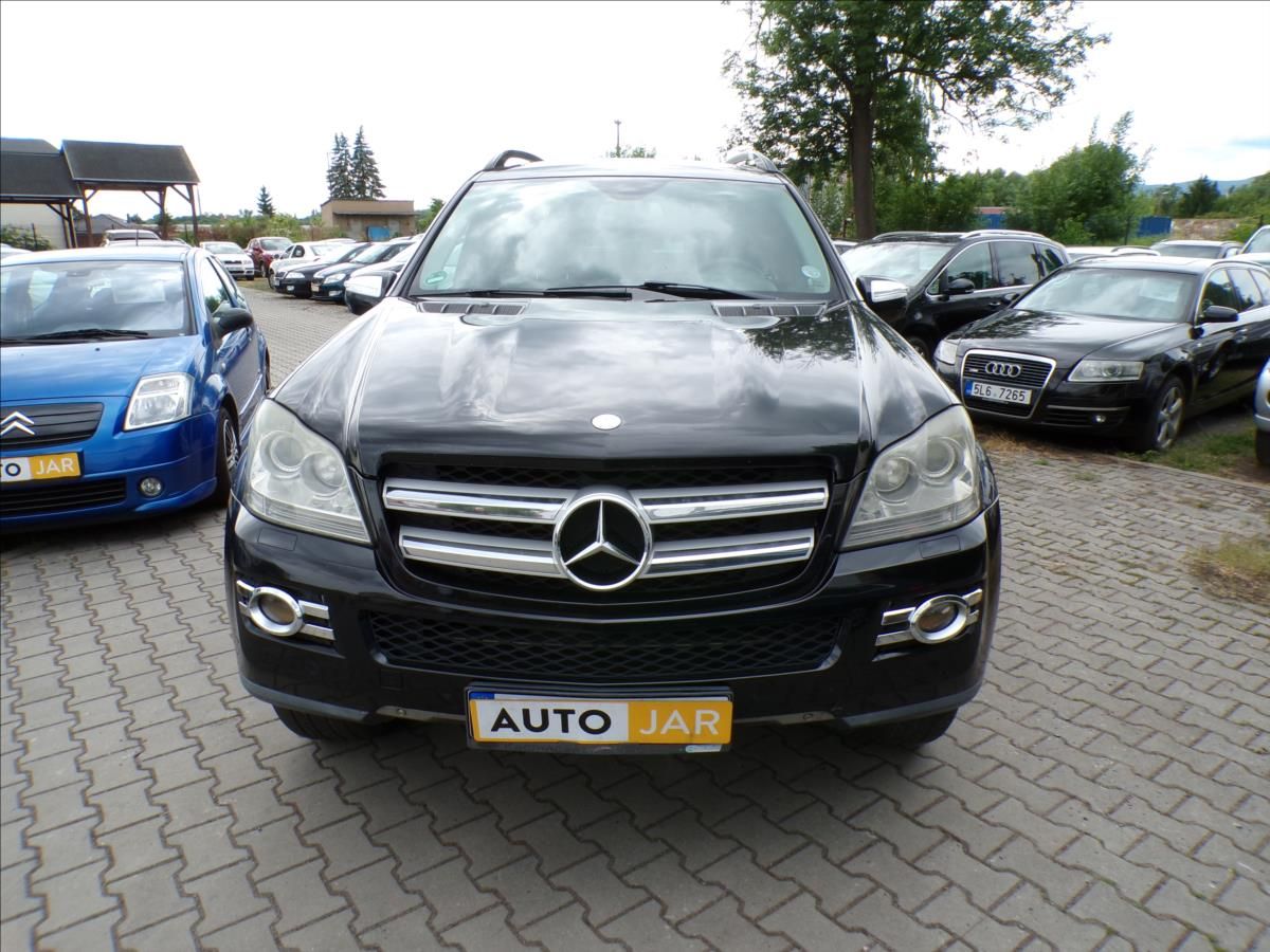 Mercedes-Benz GL, 4,0 V8  420 CDI 4MATIC - fotka 3