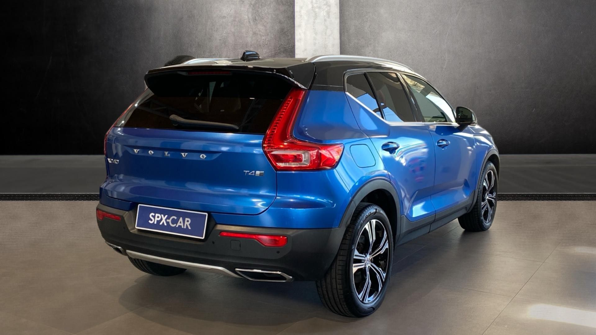 Volvo XC40, INSCRIPTION, T4 AWD Drive-E, 1 - fotka 3