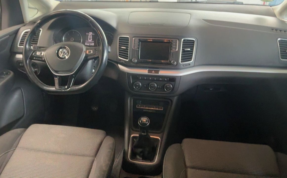 Volkswagen Sharan, 2.0Tdi 110KW 7-MÍST TAŽNÉ XENO - fotka 2
