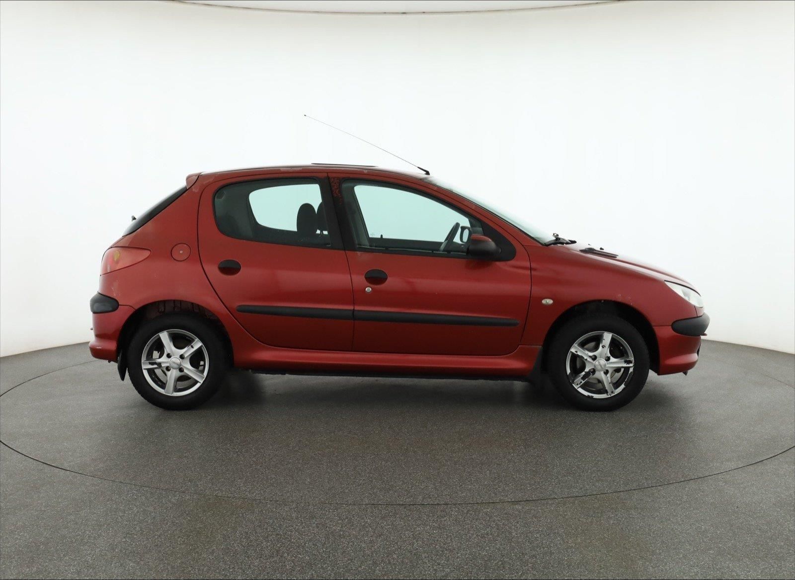 Peugeot 206, 1.4, rezervace - fotka 6