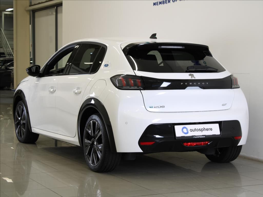 Peugeot 208, 150kW GT-line 4050km! - fotka 3