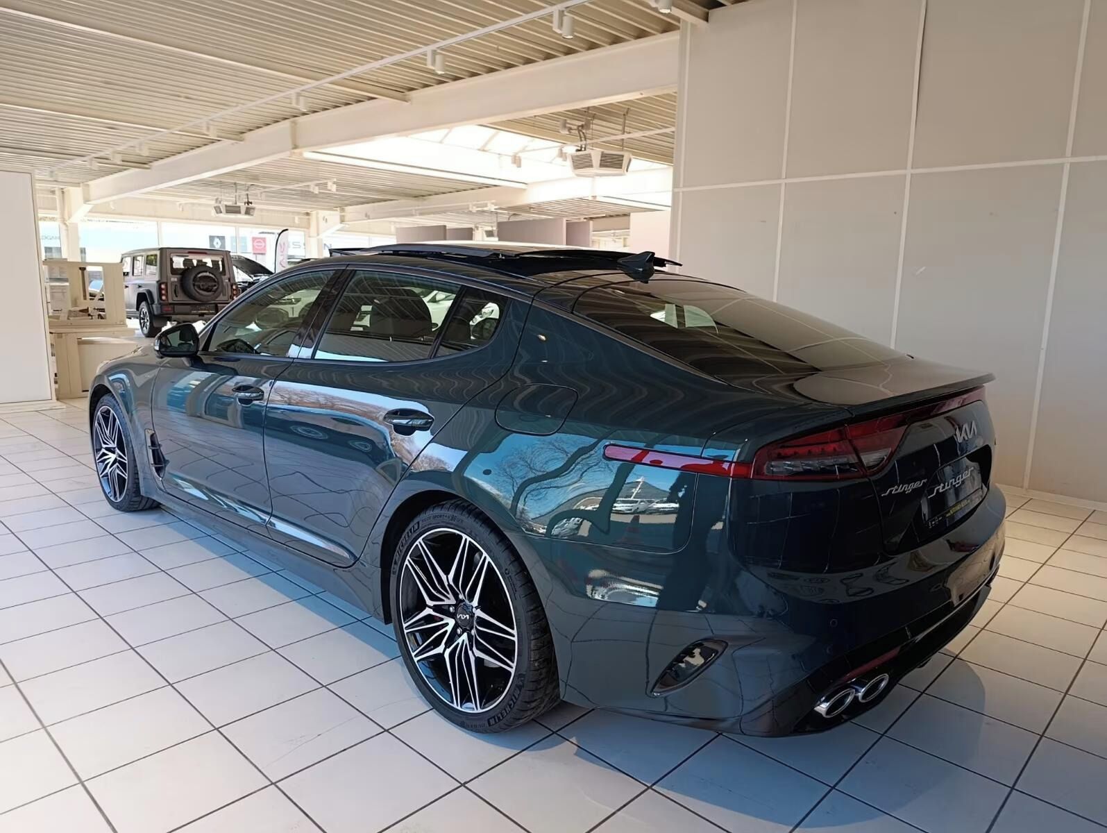 Kia Stinger, Performance*360°*HUD*PANO - fotka 4