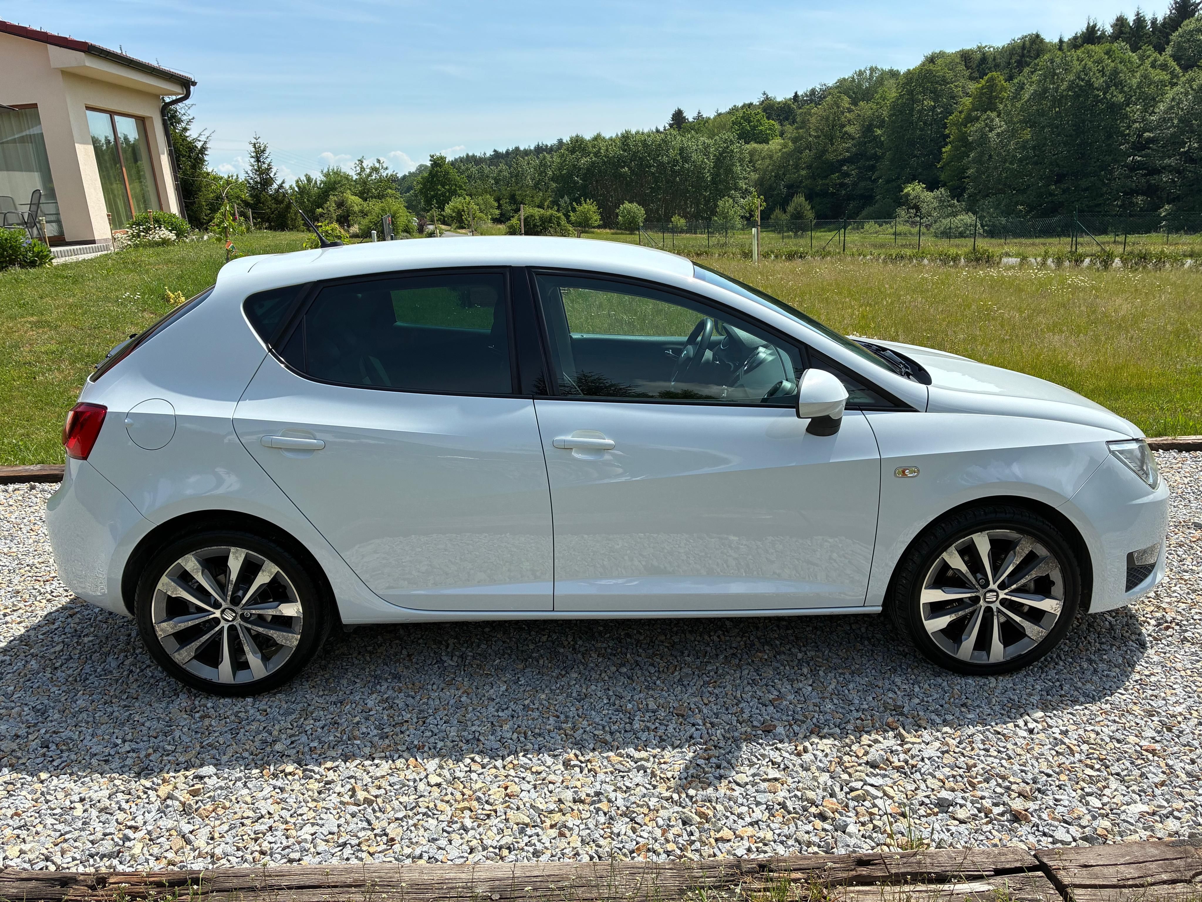 Seat Ibiza, FR TSI 81kW - fotka 6