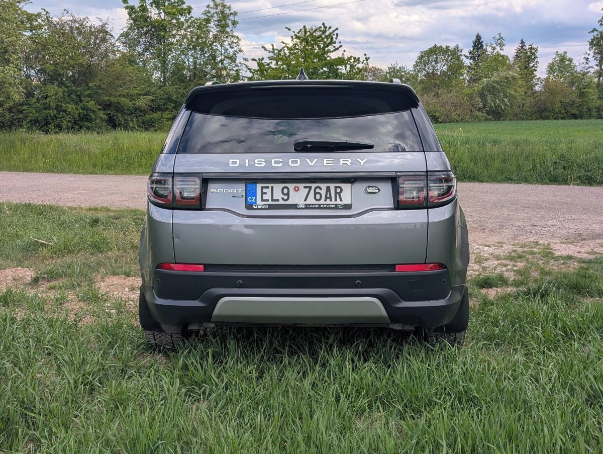 Land Rover Discovery Sport, P300e plugin hybrid (300k) - fotka 5