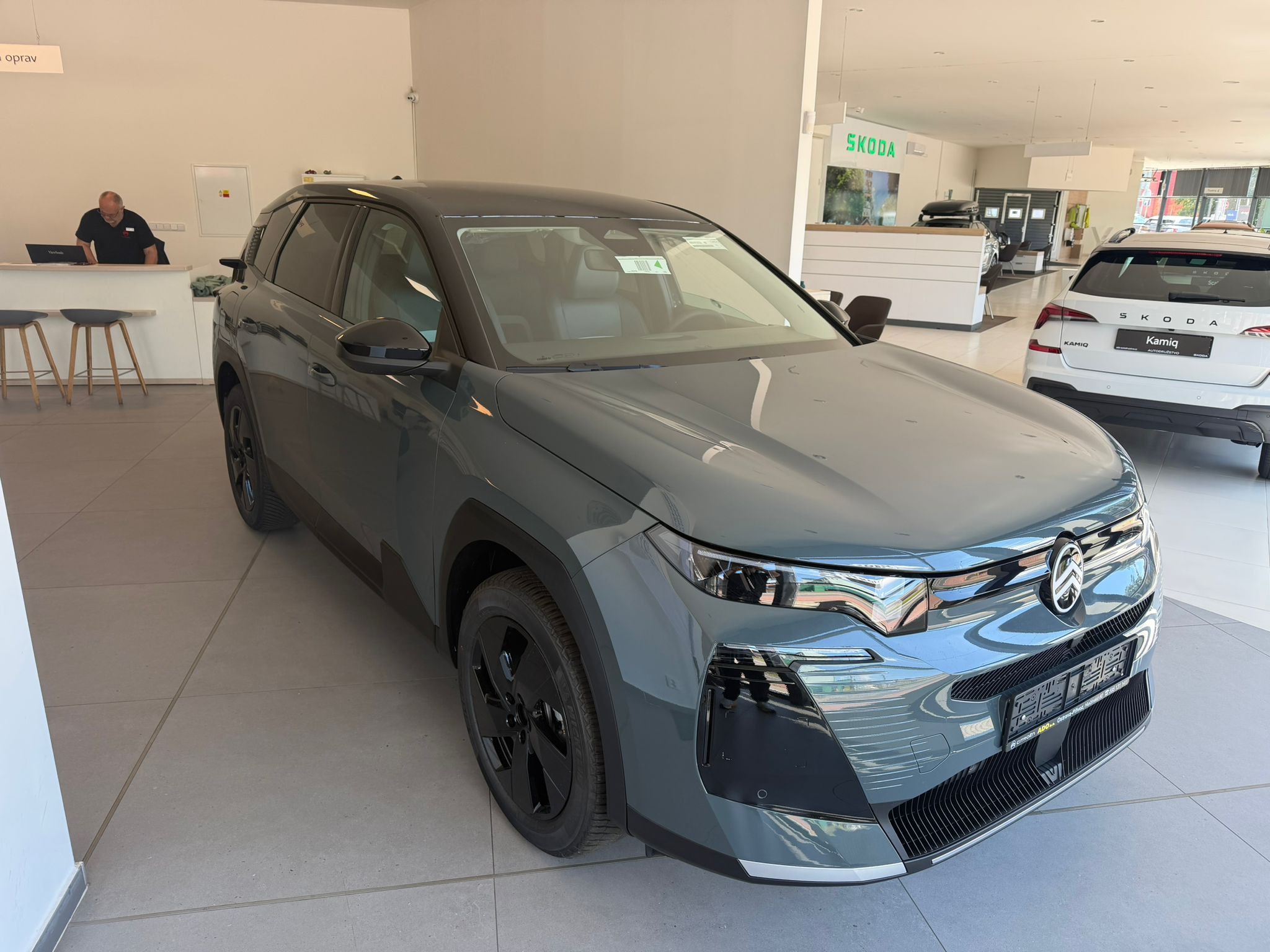 Citroën C5 Aircross, Plus Hybrid 145k Aut. - fotka 3