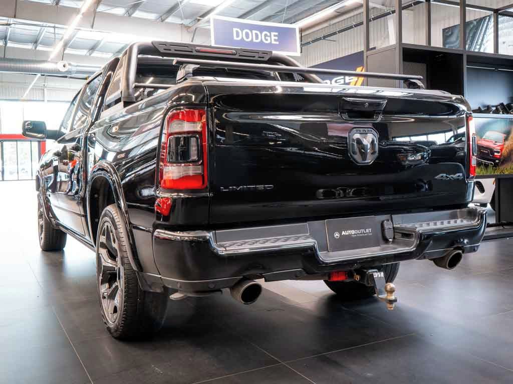 Dodge Ram, 5.7 Limited Night Edition - fotka 2
