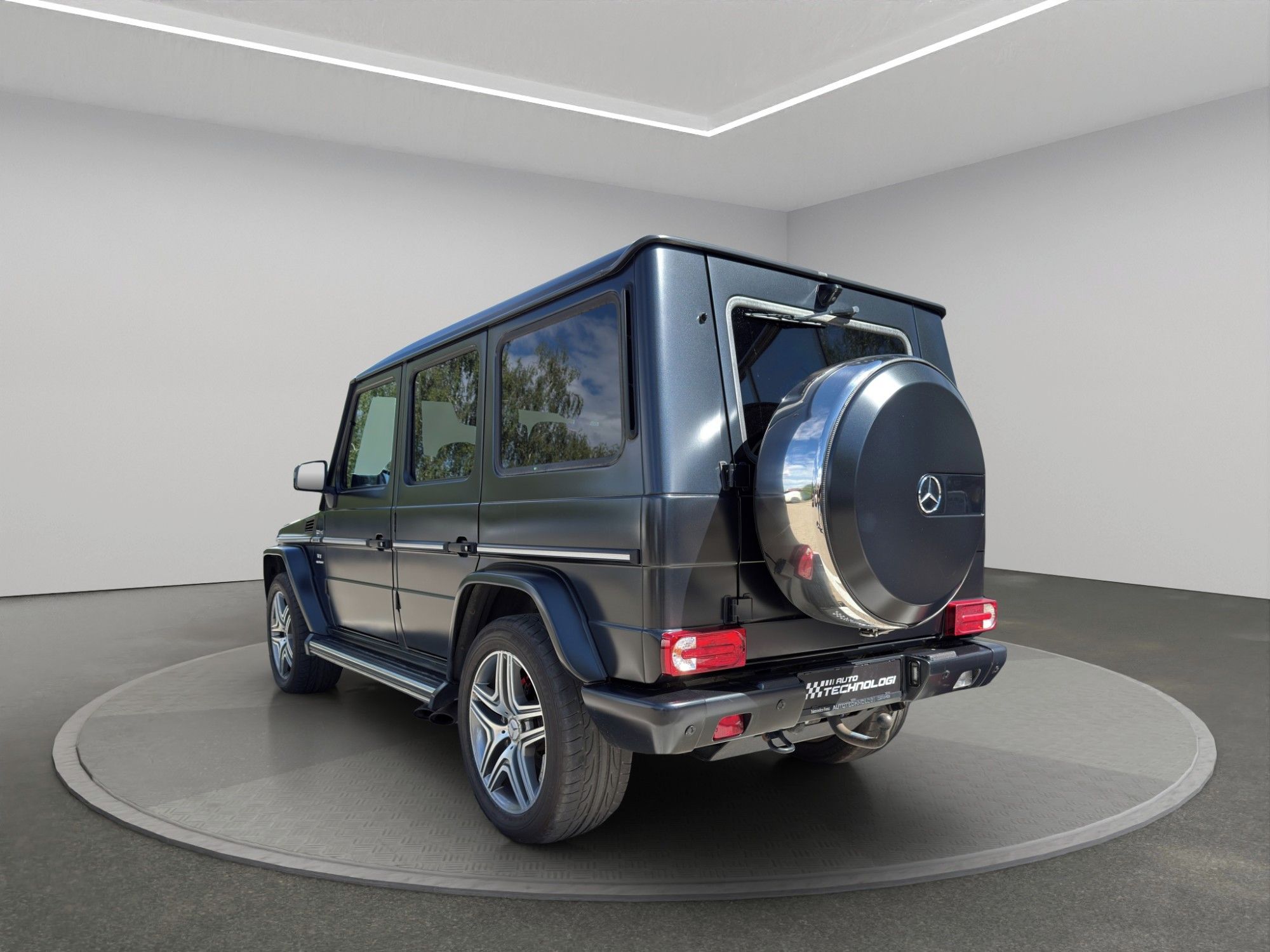 Mercedes-Benz Třídy G, 63 AMG - fotka 5