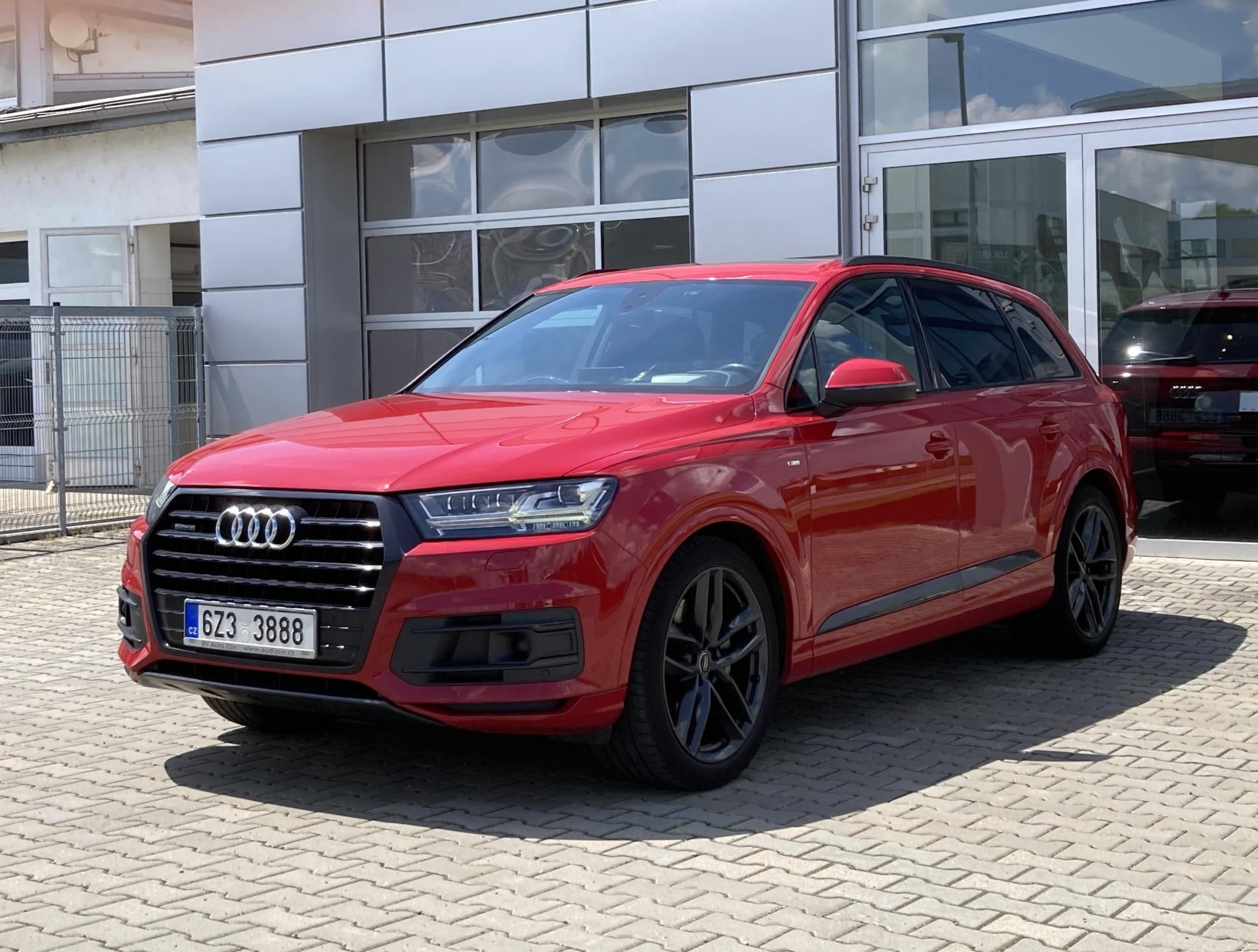 Audi Q7, 3.0 TDI quat, CZ, 1 maj, 7míst