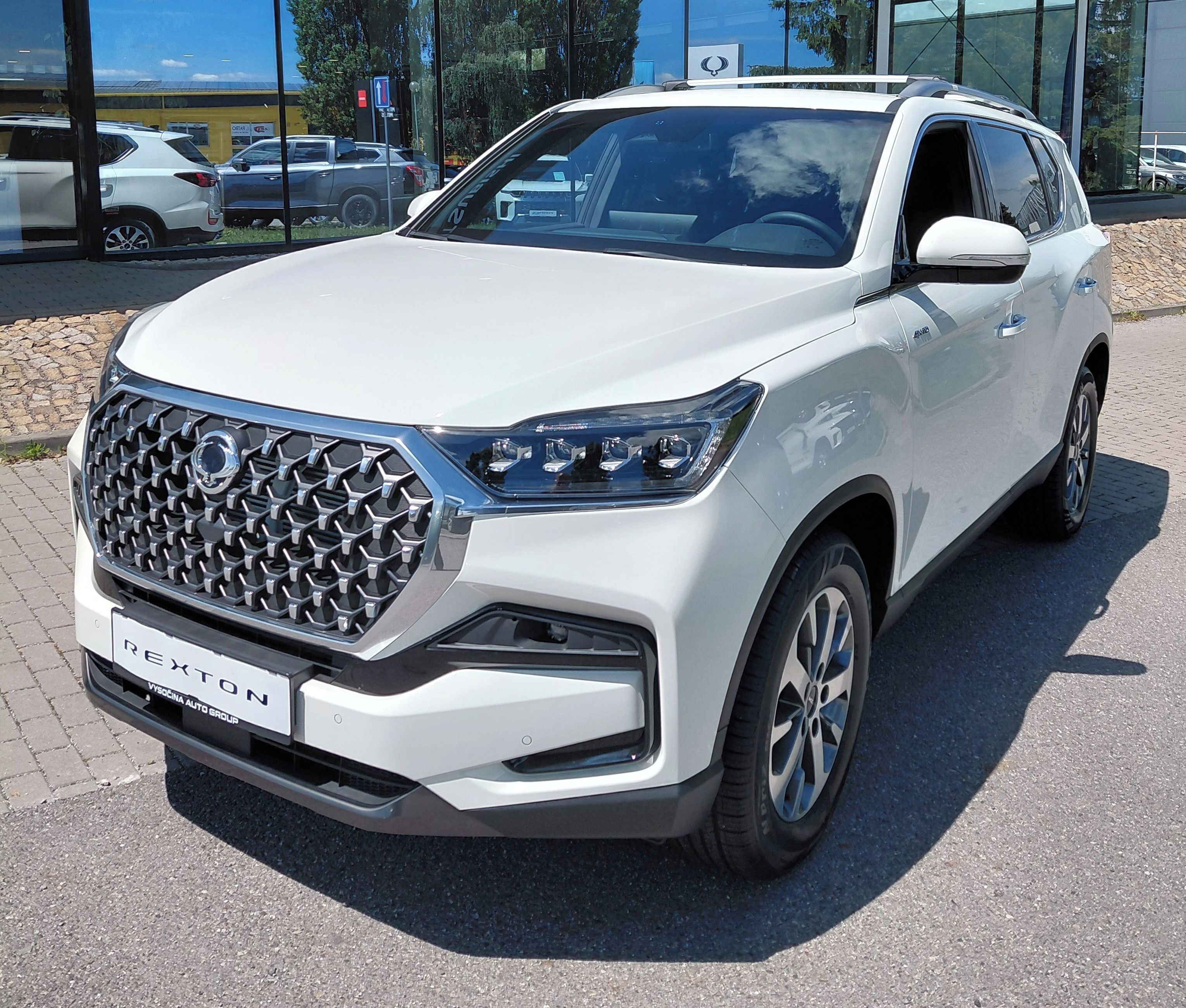 SsangYong Rexton, REXTON G4 2,2  CLUB 4WD 8AT