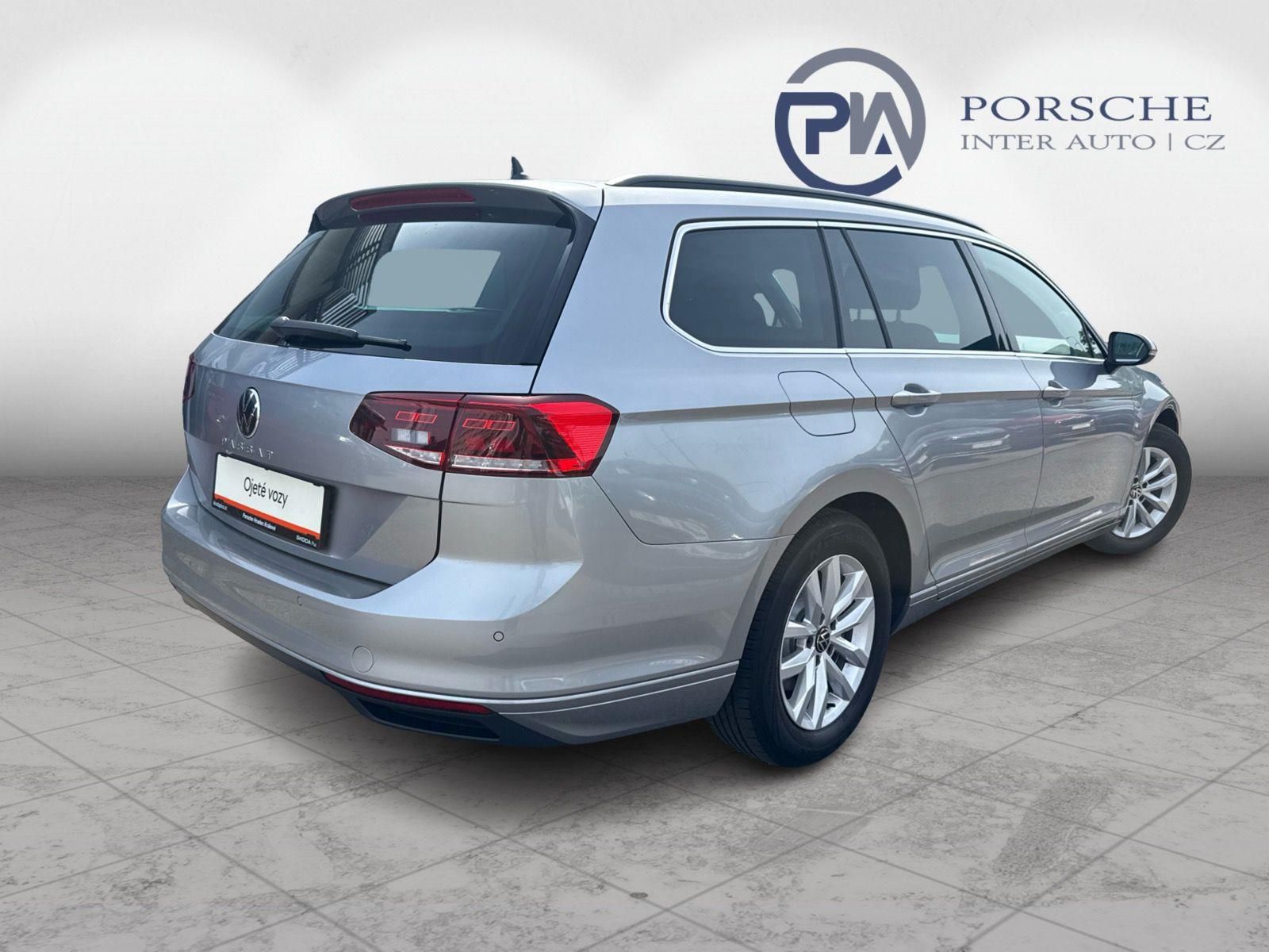 Volkswagen Passat, 2.0 TDI 110 kW DSG Variant - fotka 2