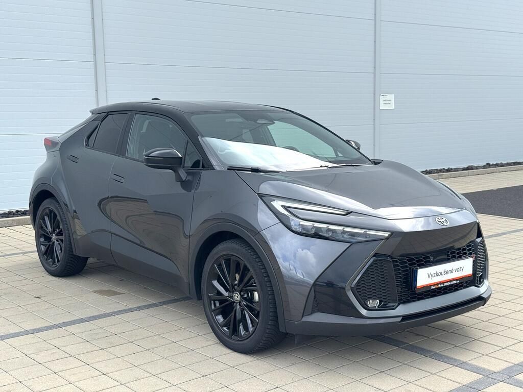 Toyota C-HR, GR Sport 2.0 E-CVT 112 kW - fotka 3