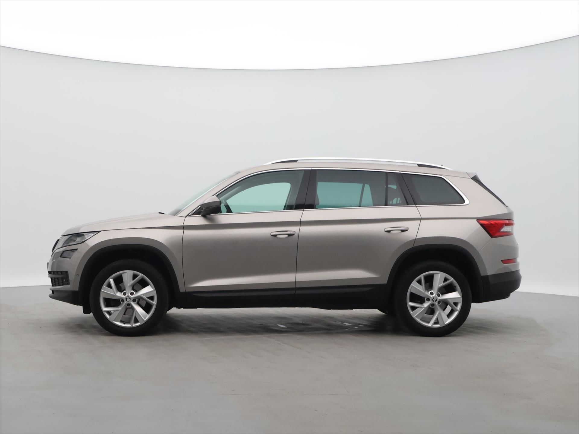 Škoda Kodiaq, 2,0 TDI 110kW 4x4 CZ Style LED - fotka 4