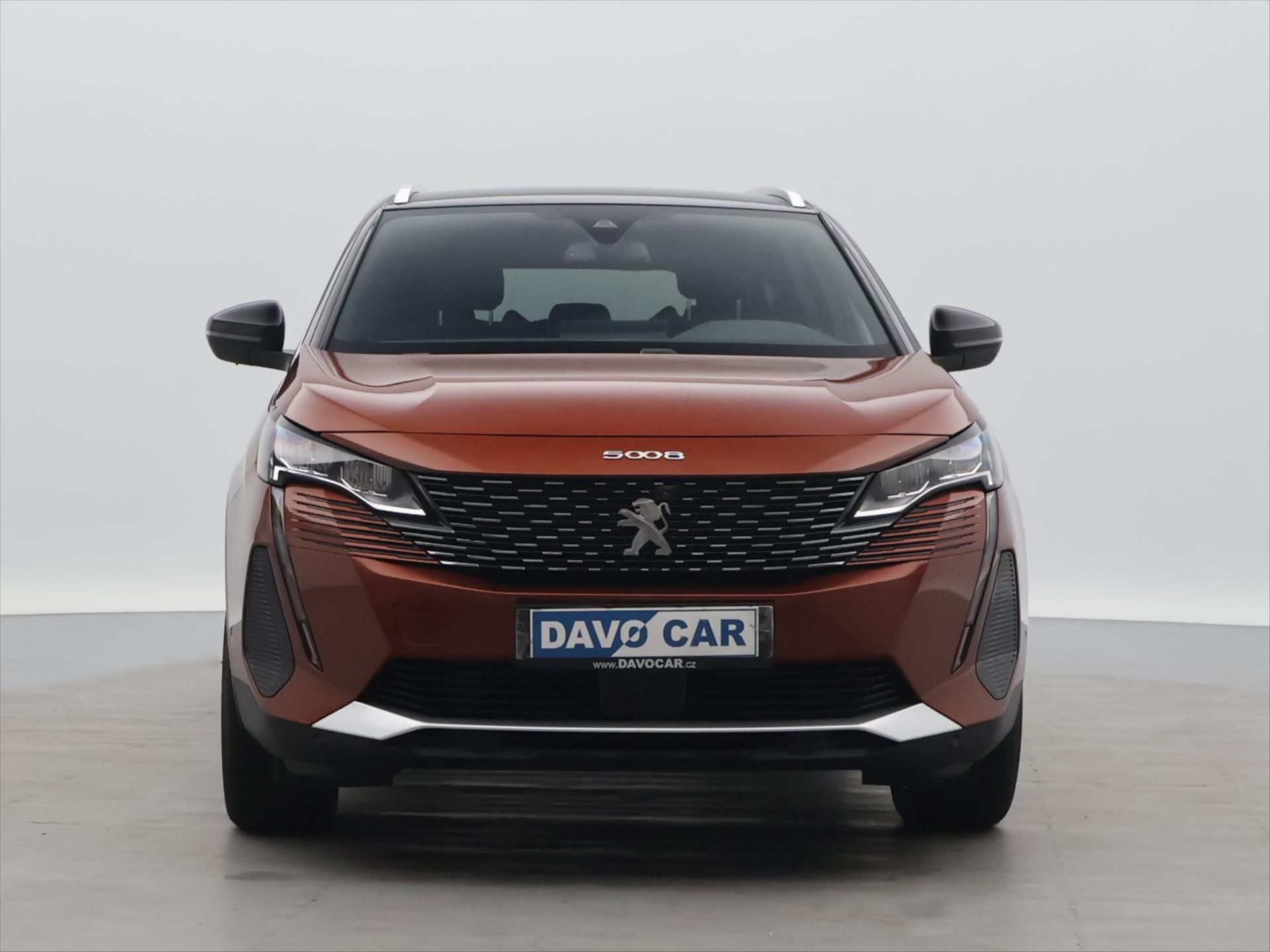Peugeot 5008, 1.2 PT 96kW 1.maj Allure CZ - fotka 2