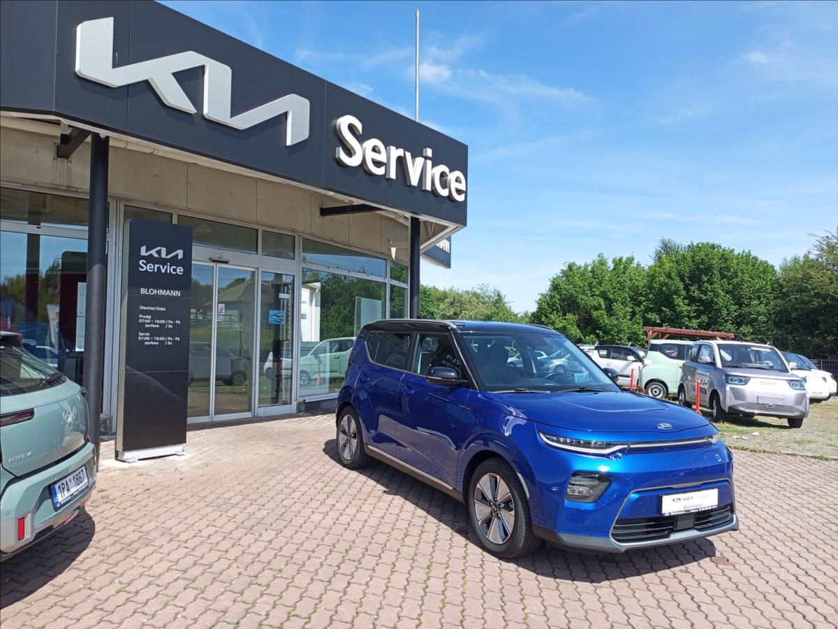 Kia e-Soul, 150 KW - baterie 64 kwh - fotka 6