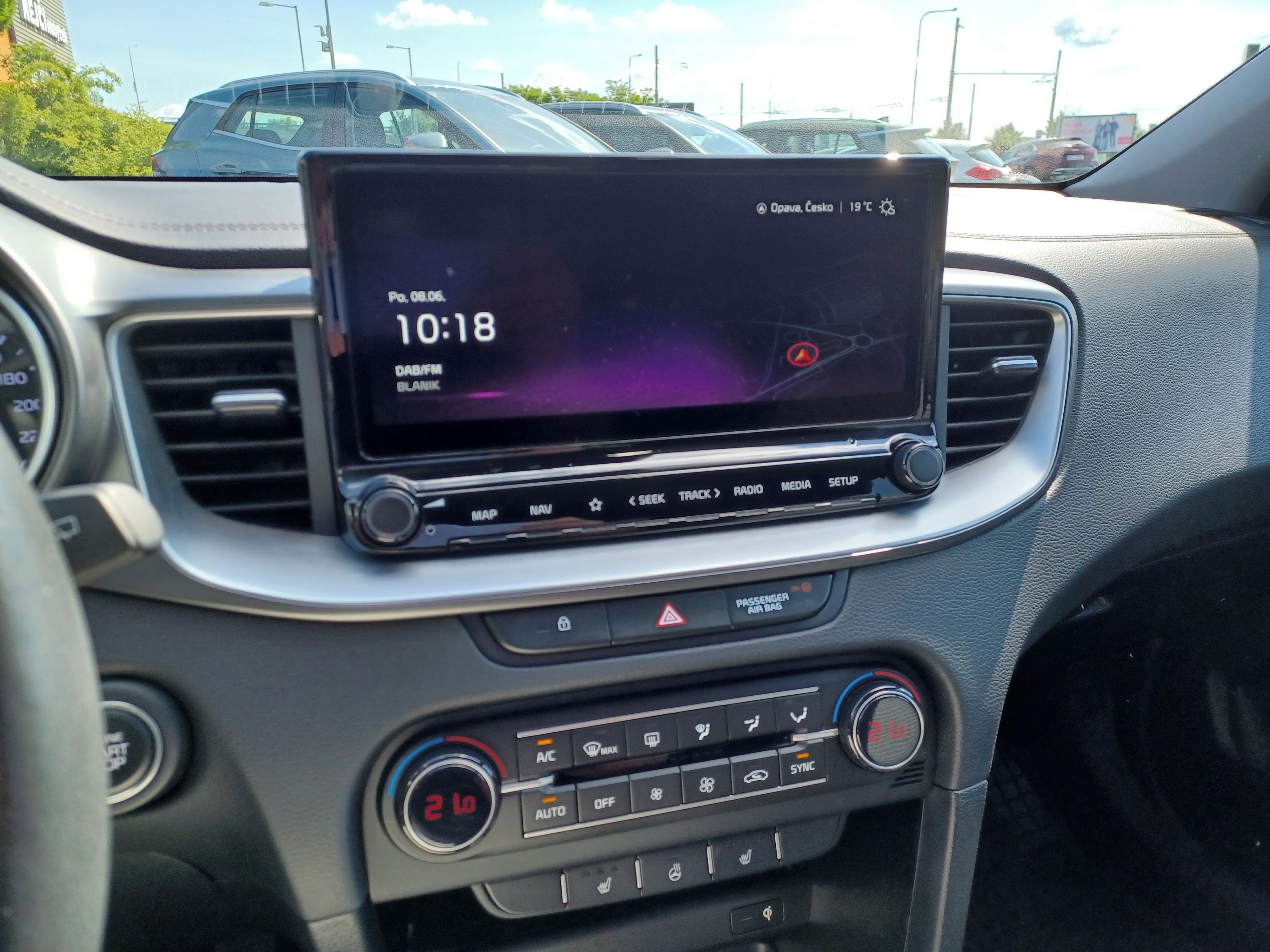 Kia Cee´d, 1.5 T-GDi 118 kW 7DCT TOP - fotka 6