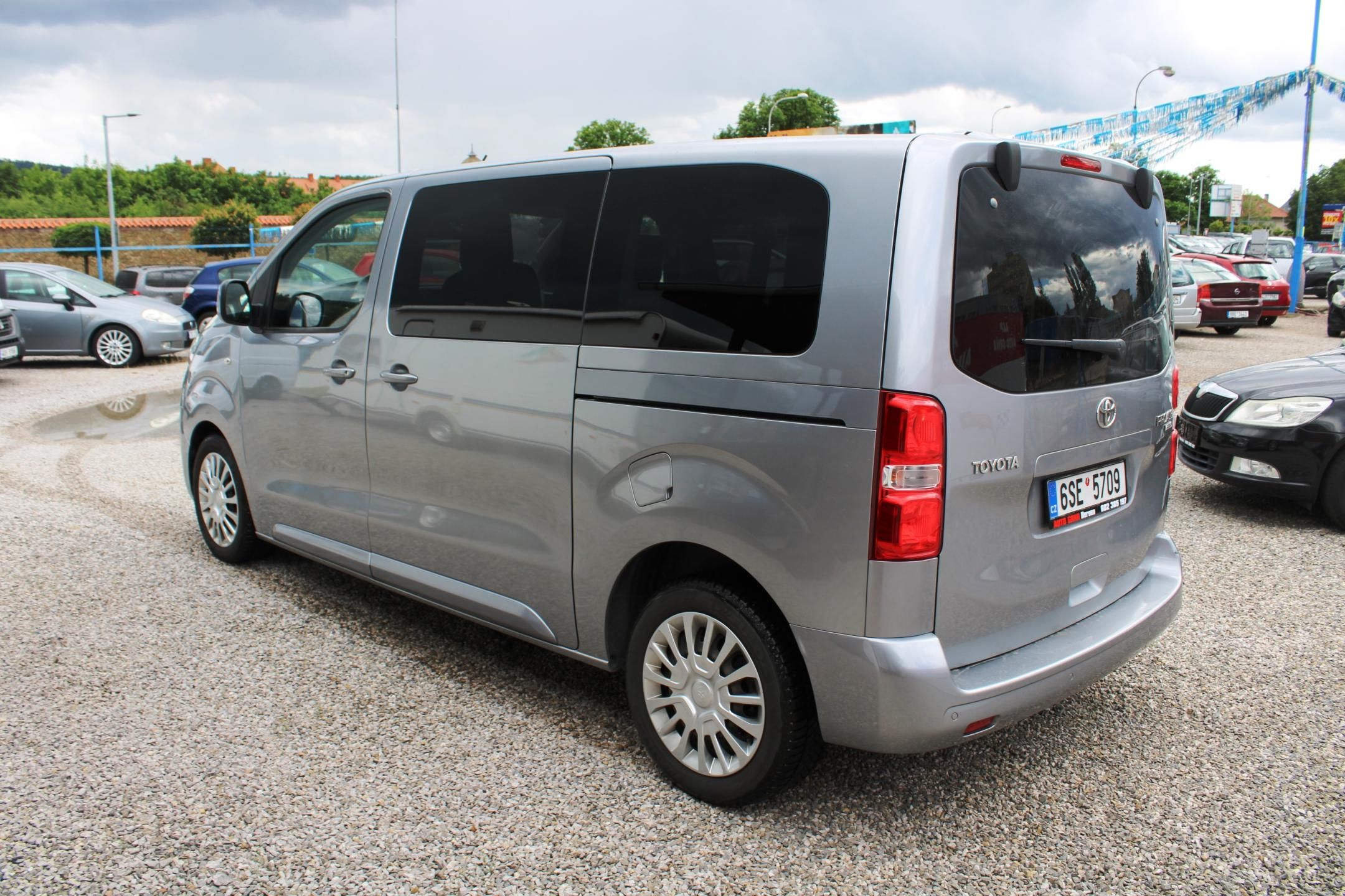 Toyota Proace Verso, 2,0D TEMPOMAT 8MÍST  KLIMA - fotka 5