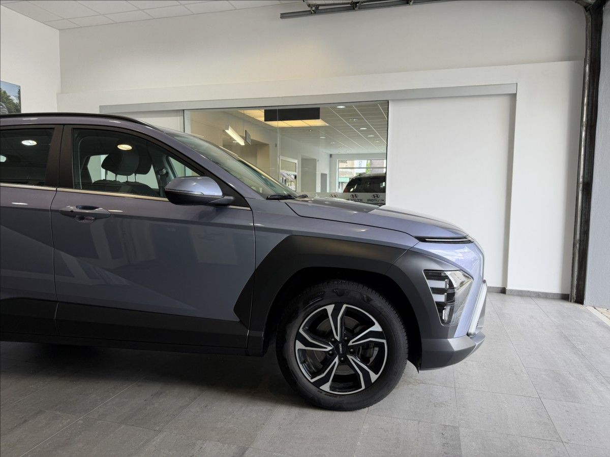 Hyundai Kona, 1,0 T-GDI SMART 4x2, ČR, kola - fotka 4