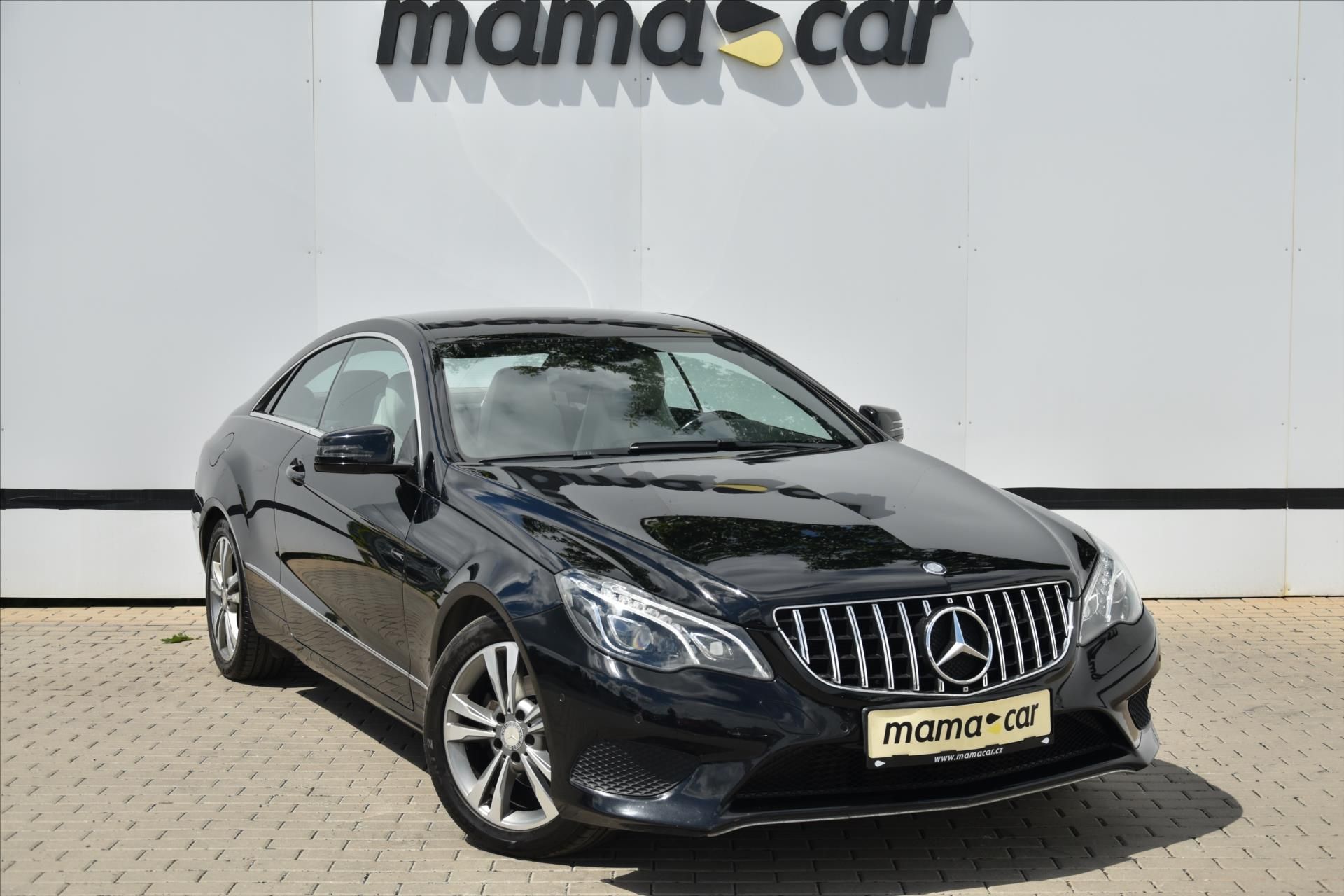 Mercedes-Benz Třídy E, 220 CDI COUPE LED ČR