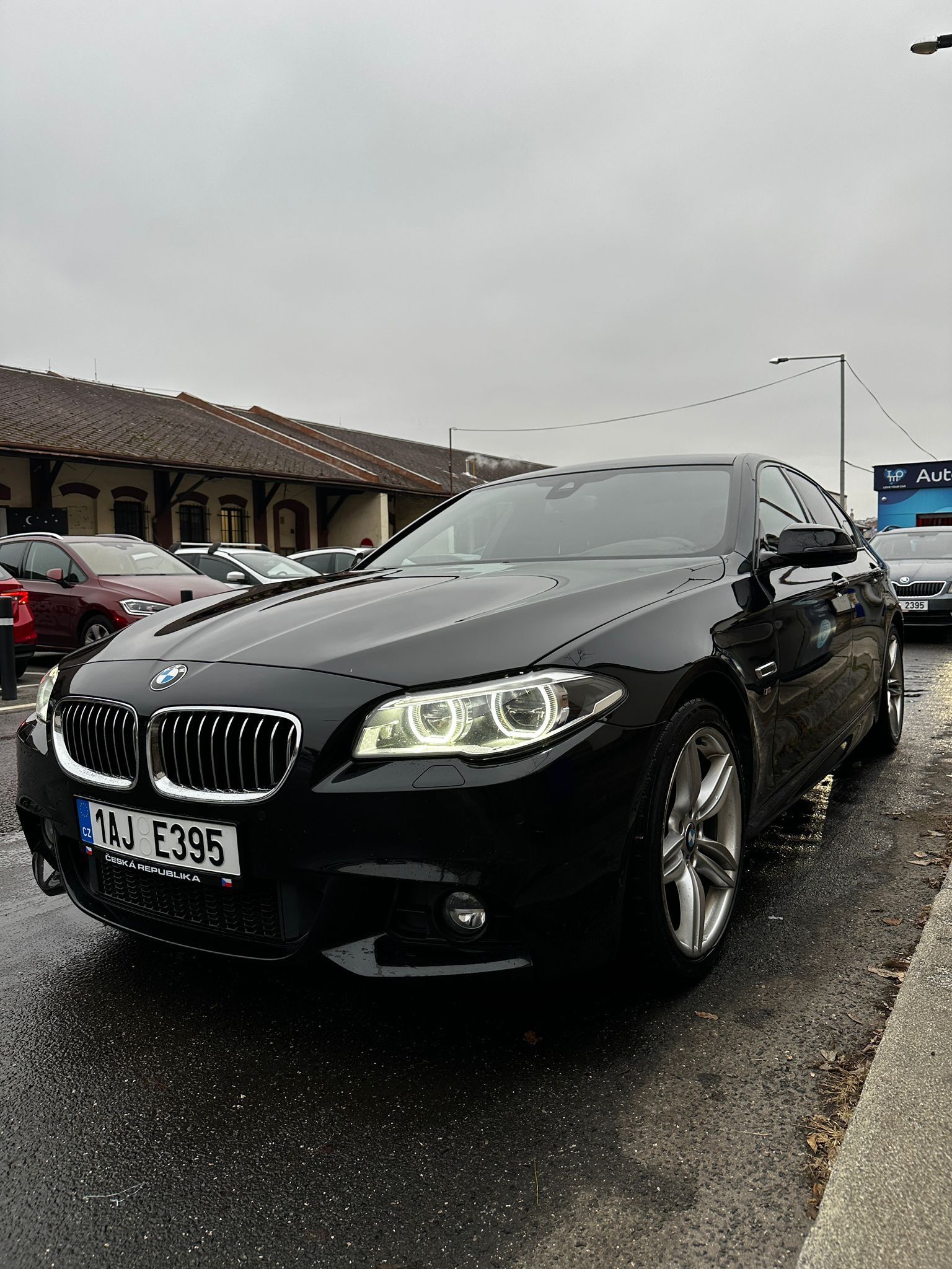 BMW Řada 5, BMW 530d 2016, 190KW Xdrive - fotka 2