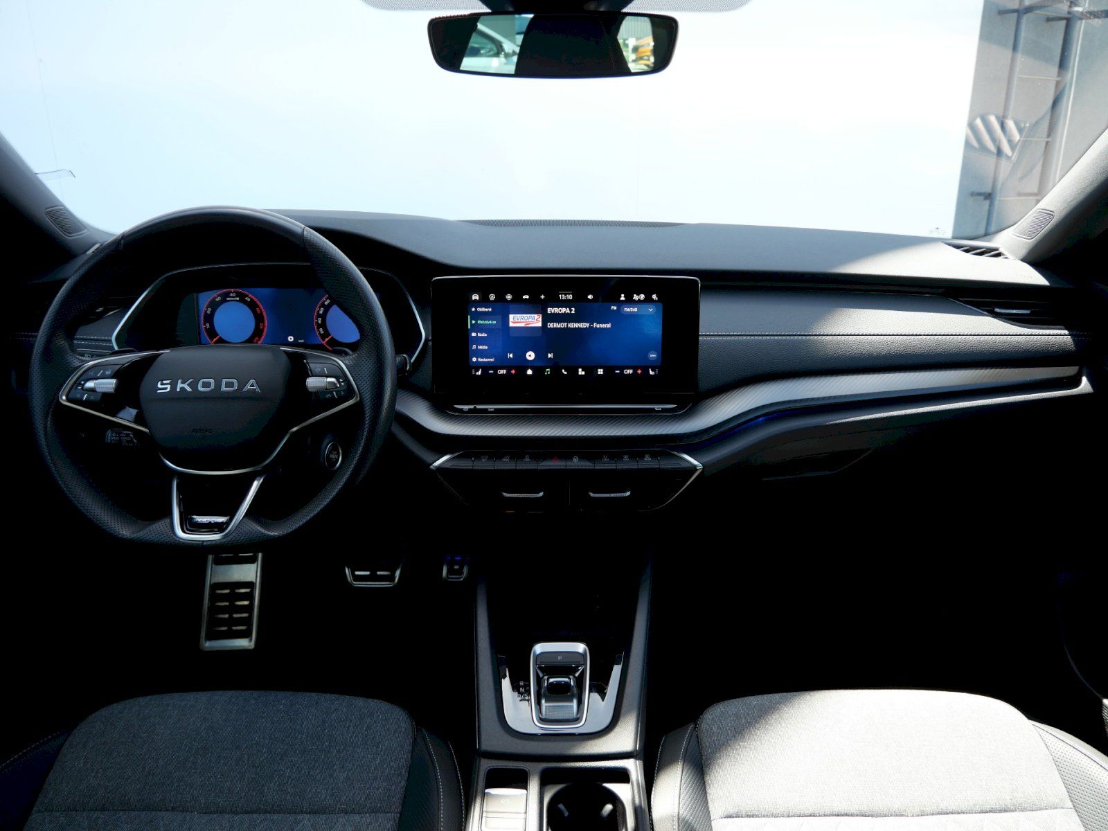 Škoda Octavia, OCT.COMBI SPORTLINE 2,0 TDI 11 - fotka 5
