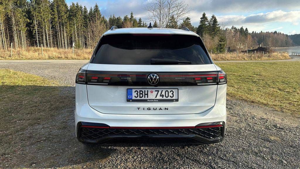 Volkswagen Tiguan, R-Line 2,0 TDI 142 kW 4MOTION - fotka 6