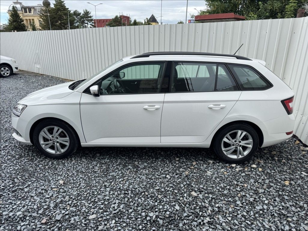 Škoda Fabia, 1,0 TSI DPH tažné 1.maj. ČR - fotka 4